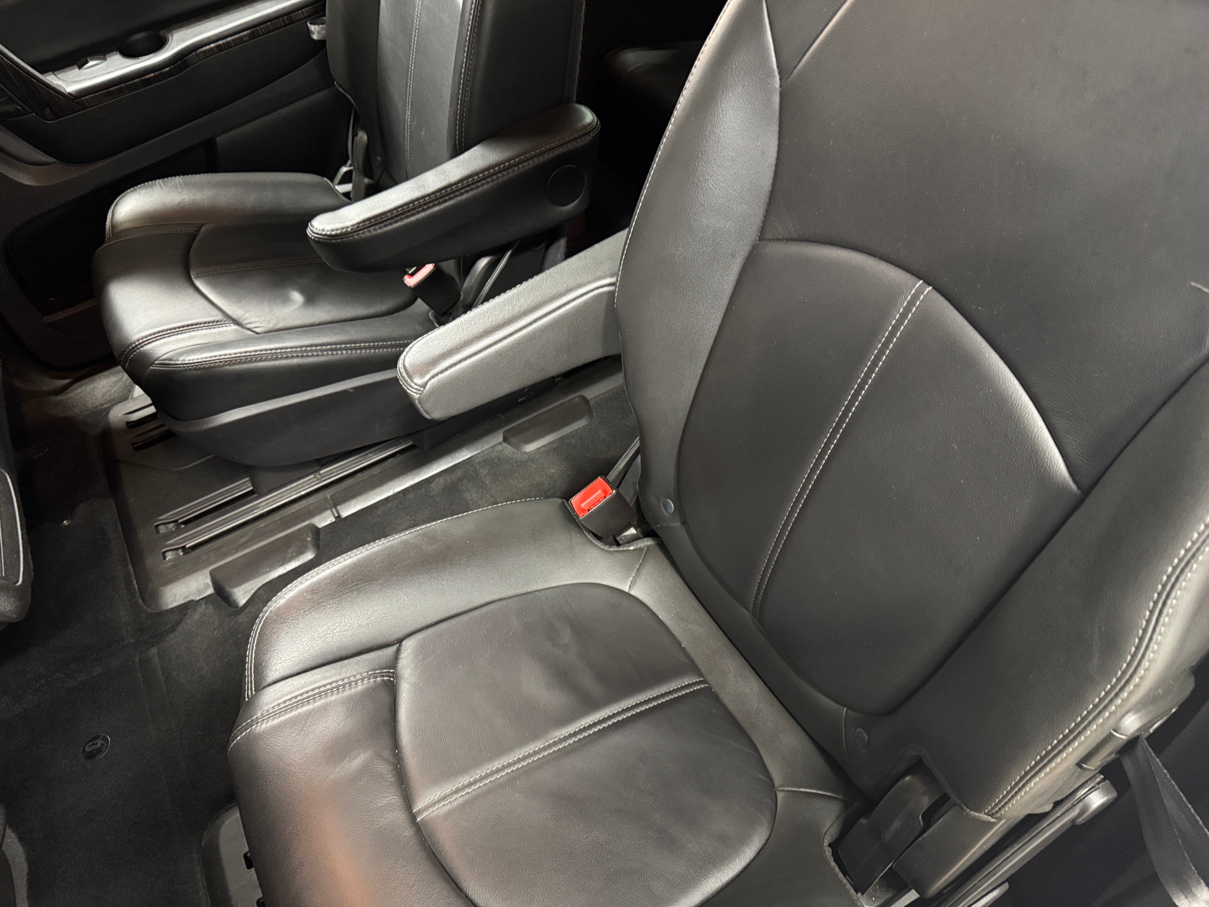 2017 GMC Acadia  5