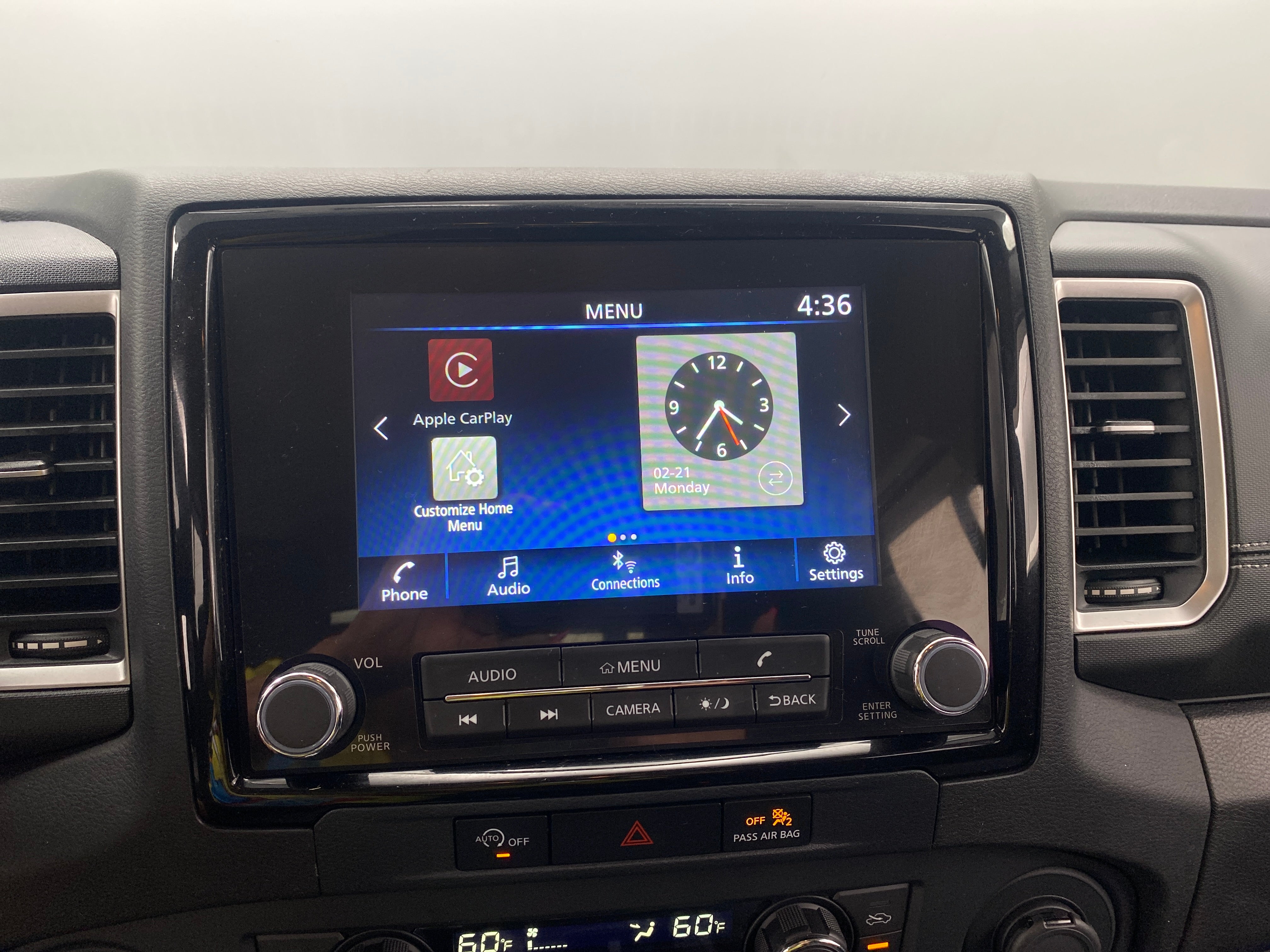 2023 Nissan Frontier SV 4