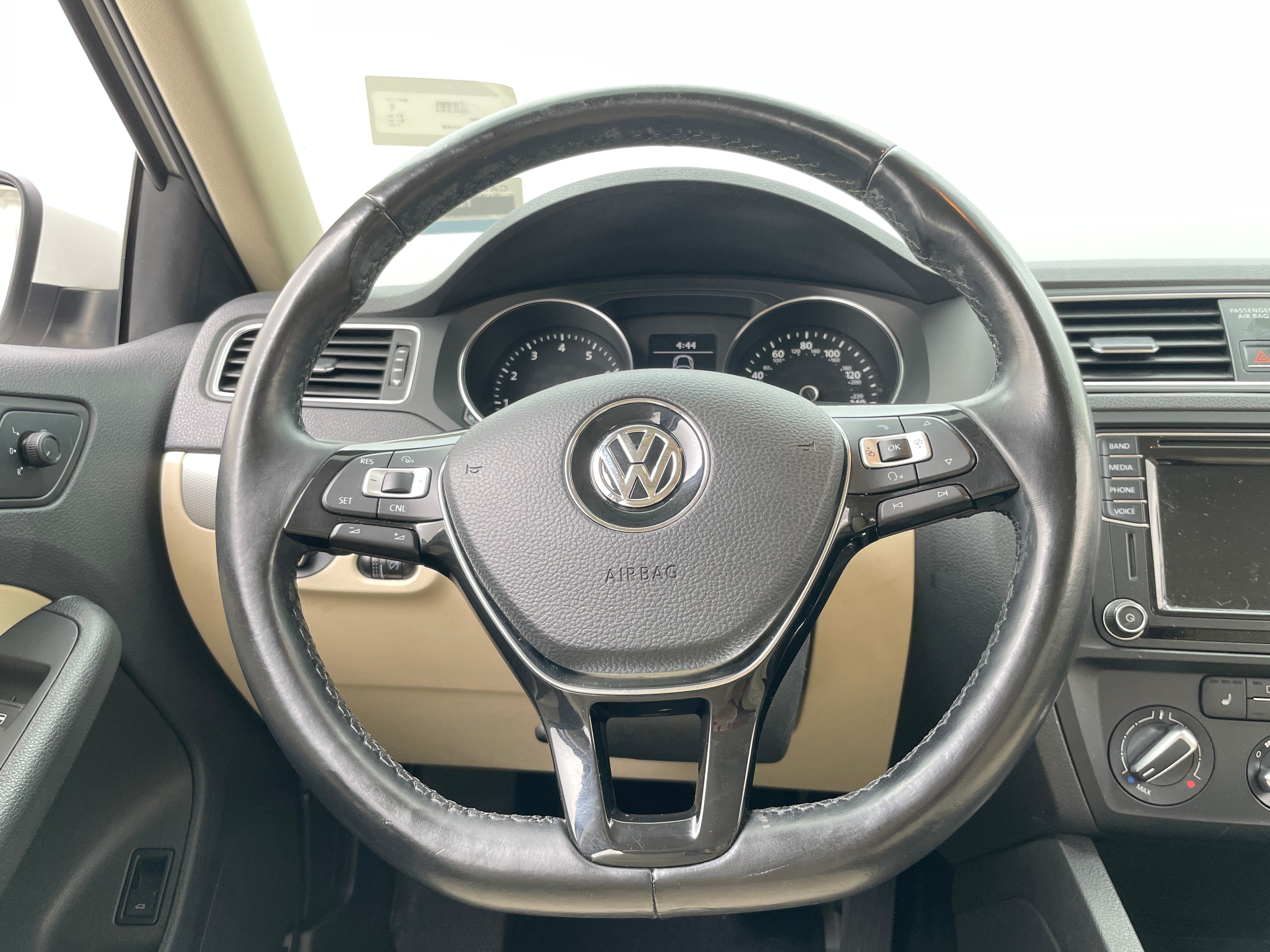 2017 Volkswagen Jetta SE 4