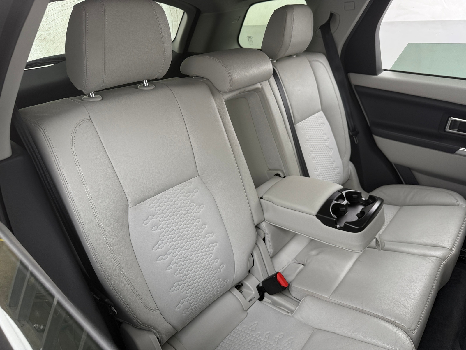 Thumbnail: 2019 Land Rover Discovery Sport - 5