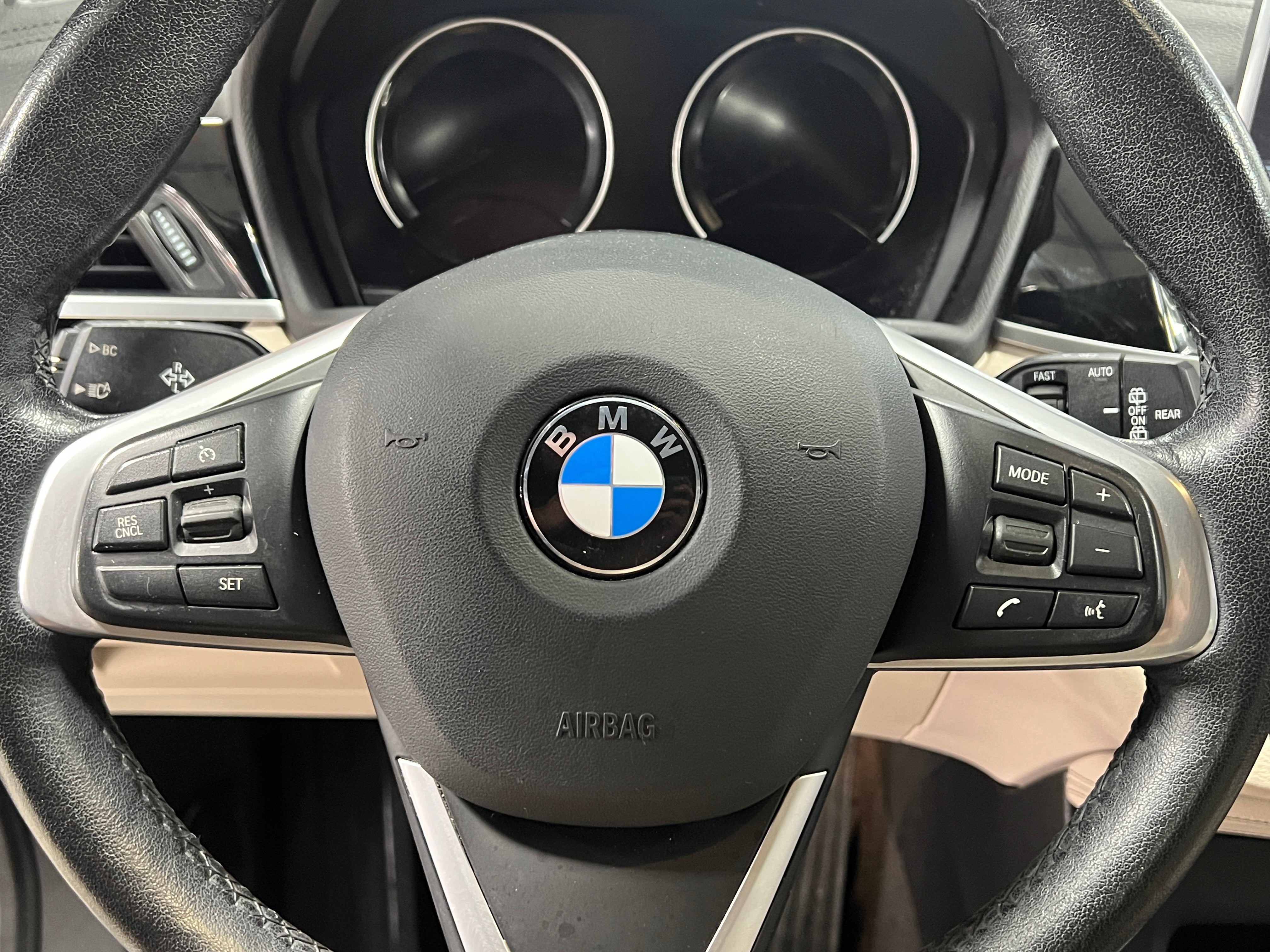 Thumbnail: 2022 BMW X1 - 4