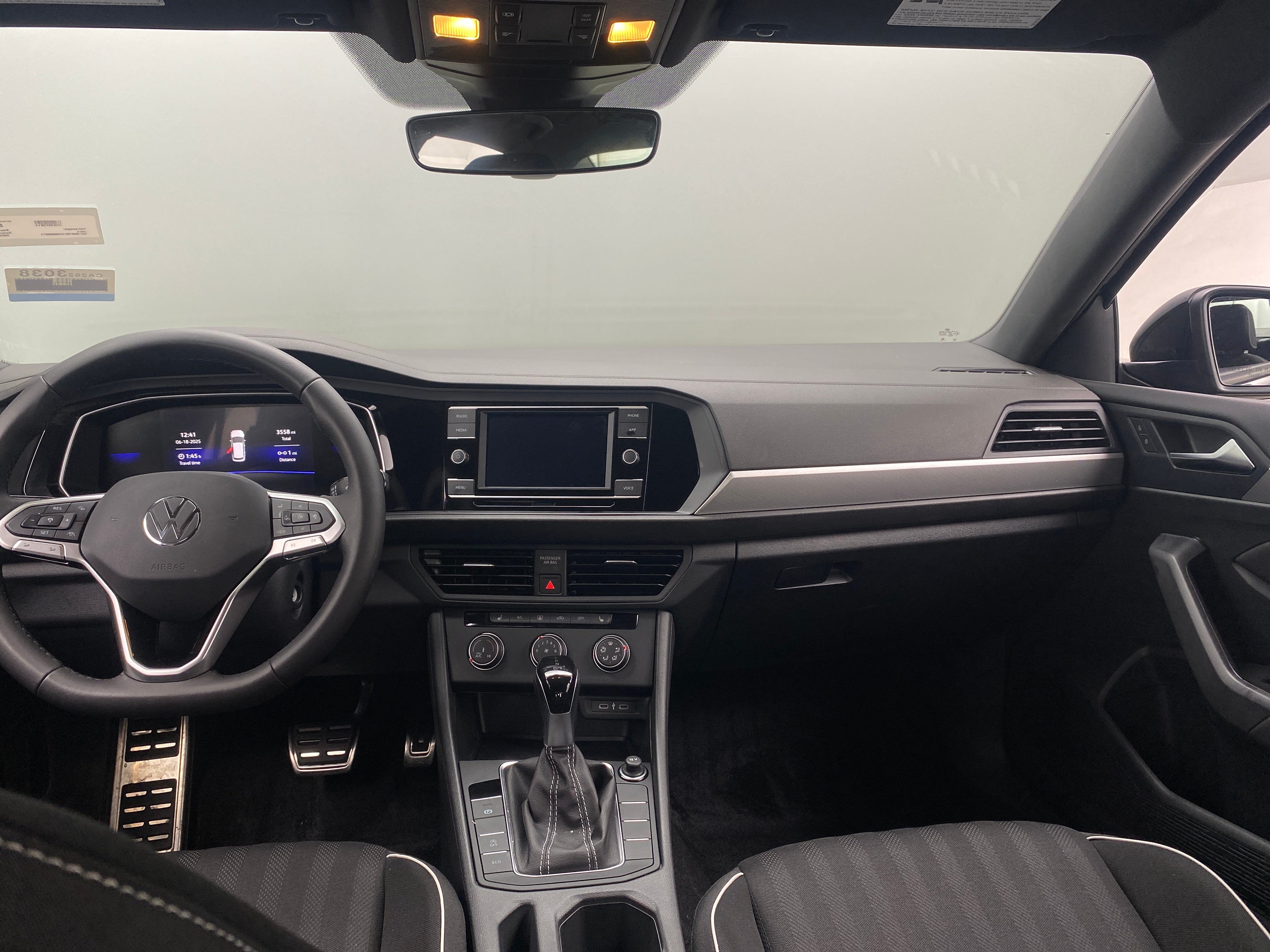 2024 Volkswagen Jetta Sport 3