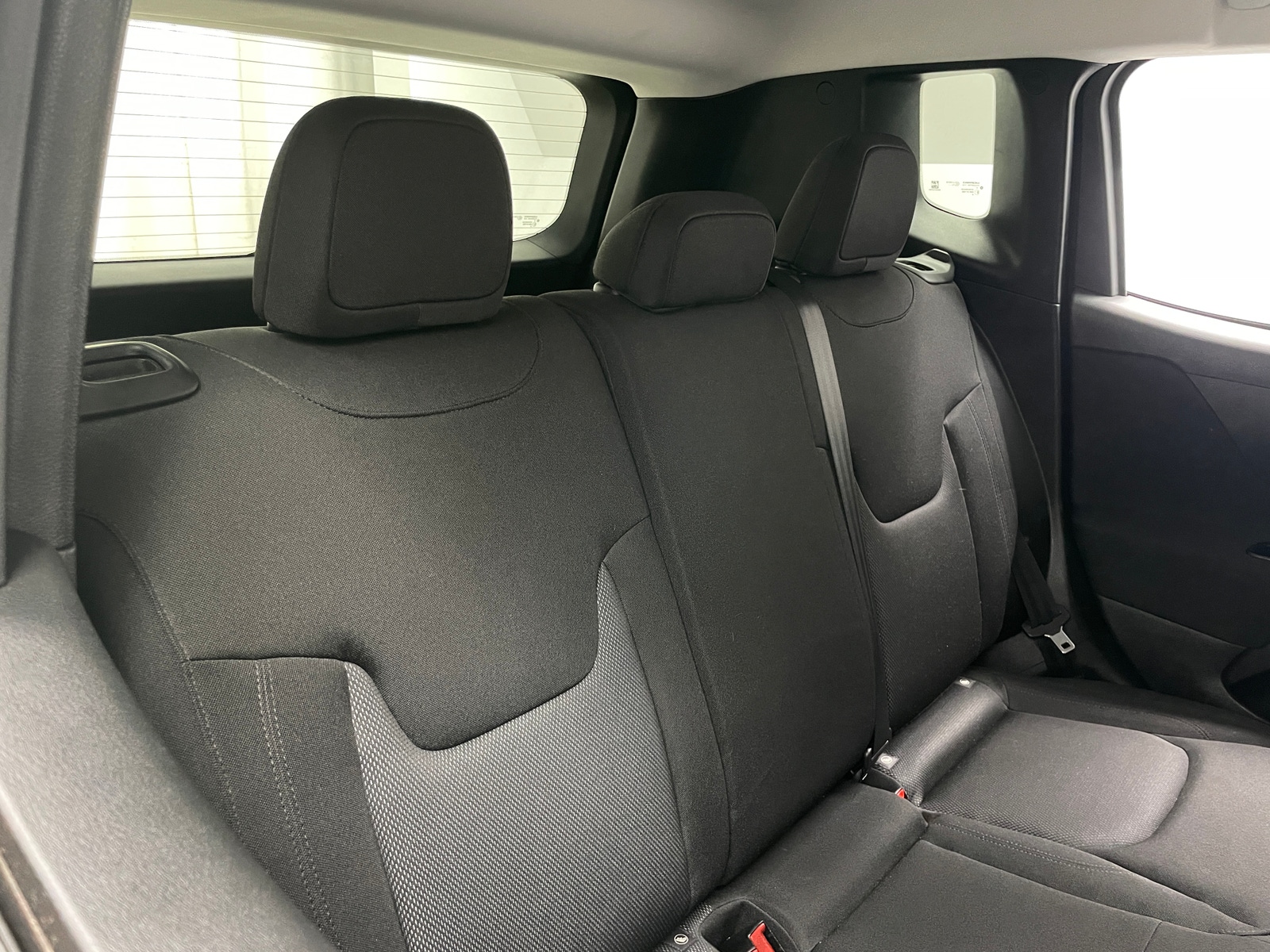 Thumbnail: 2020 Jeep Renegade - 6