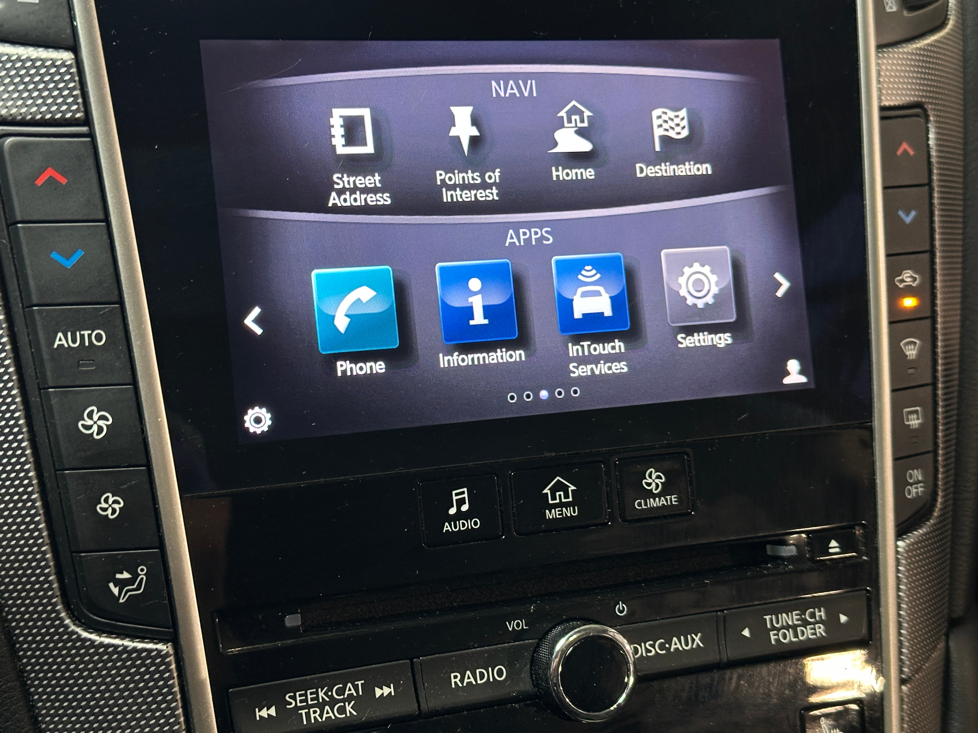2016 INFINITI   3