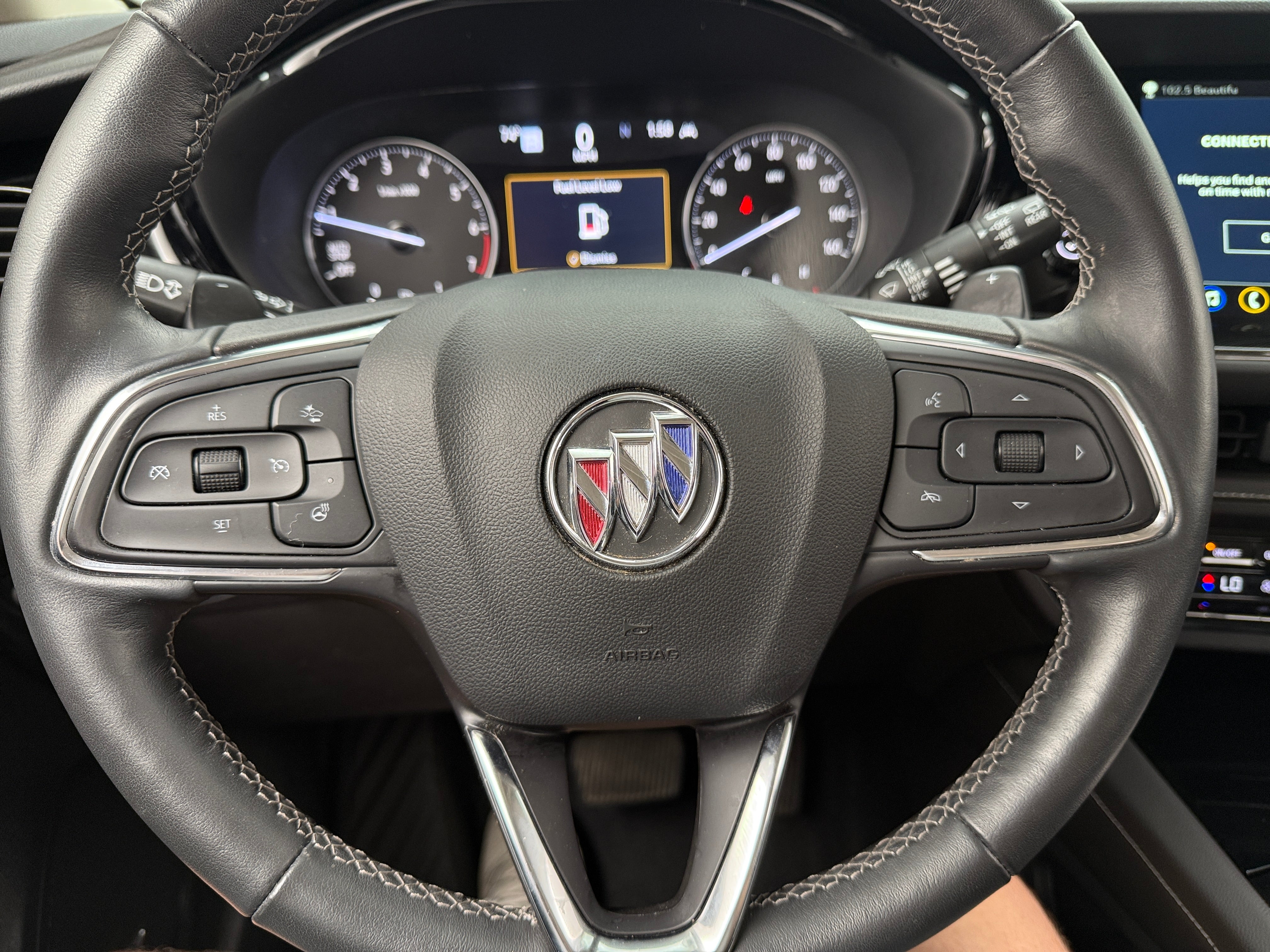 2022 Buick Envision Essence 4