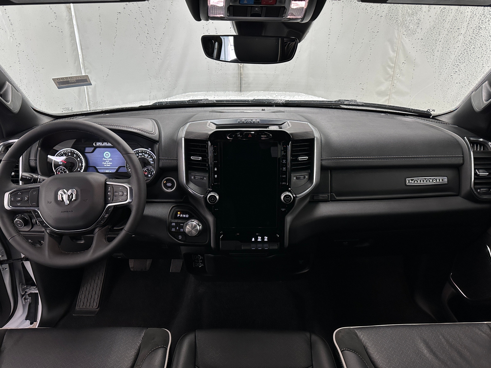 Thumbnail: 2025 RAM 1500 - 2