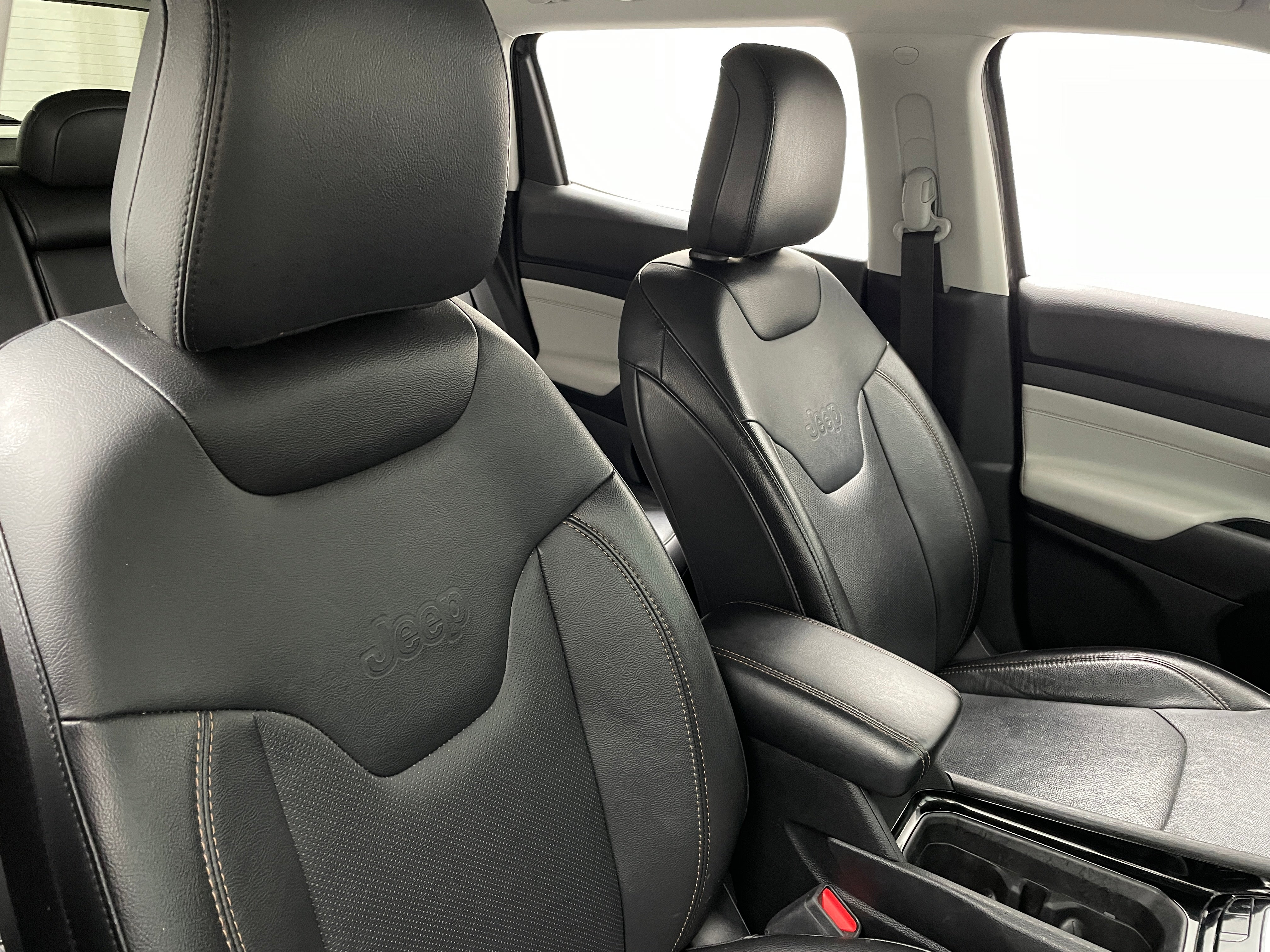 2022 Jeep Compass Limited 2