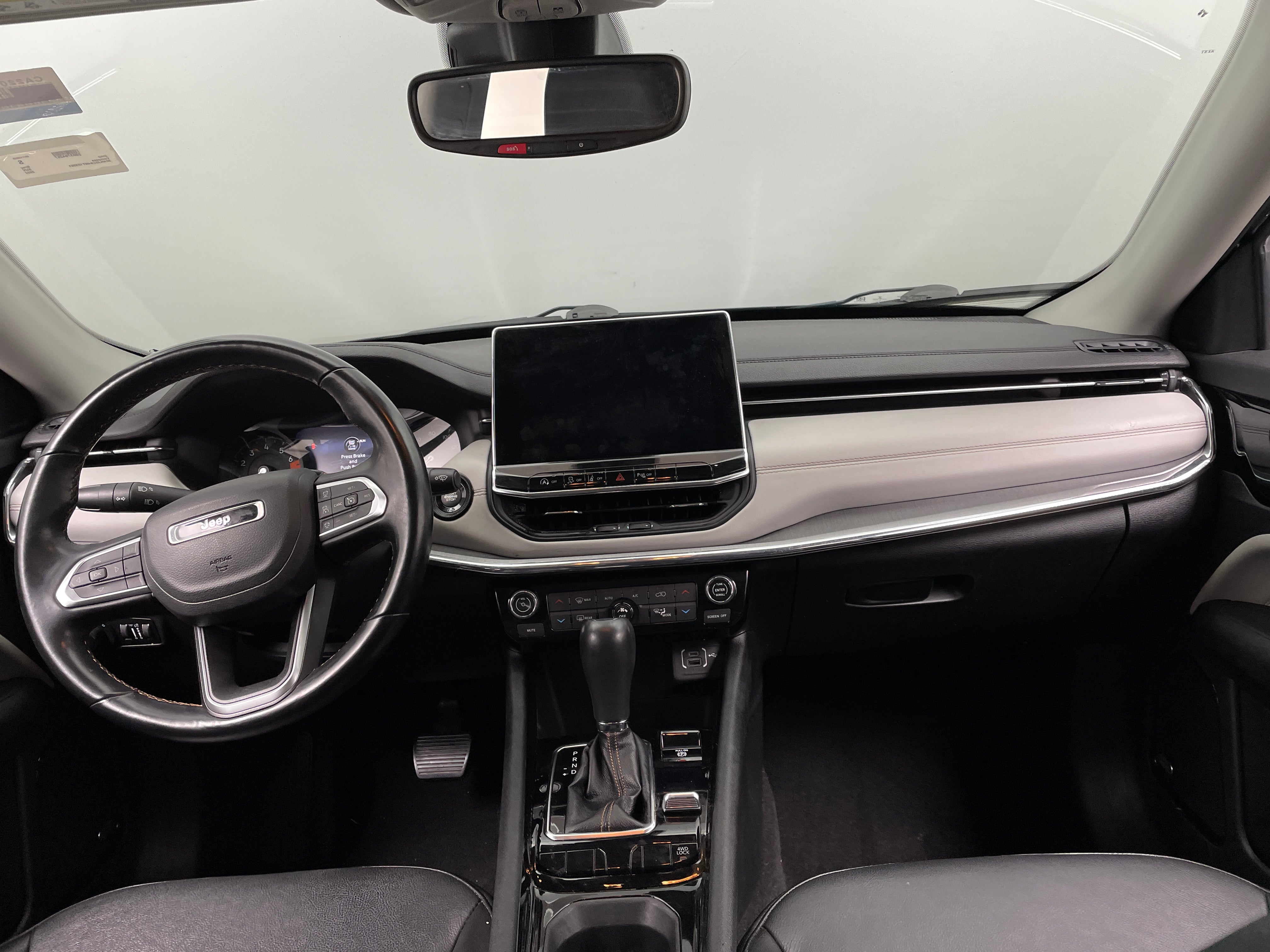 2022 Jeep Compass Limited 3