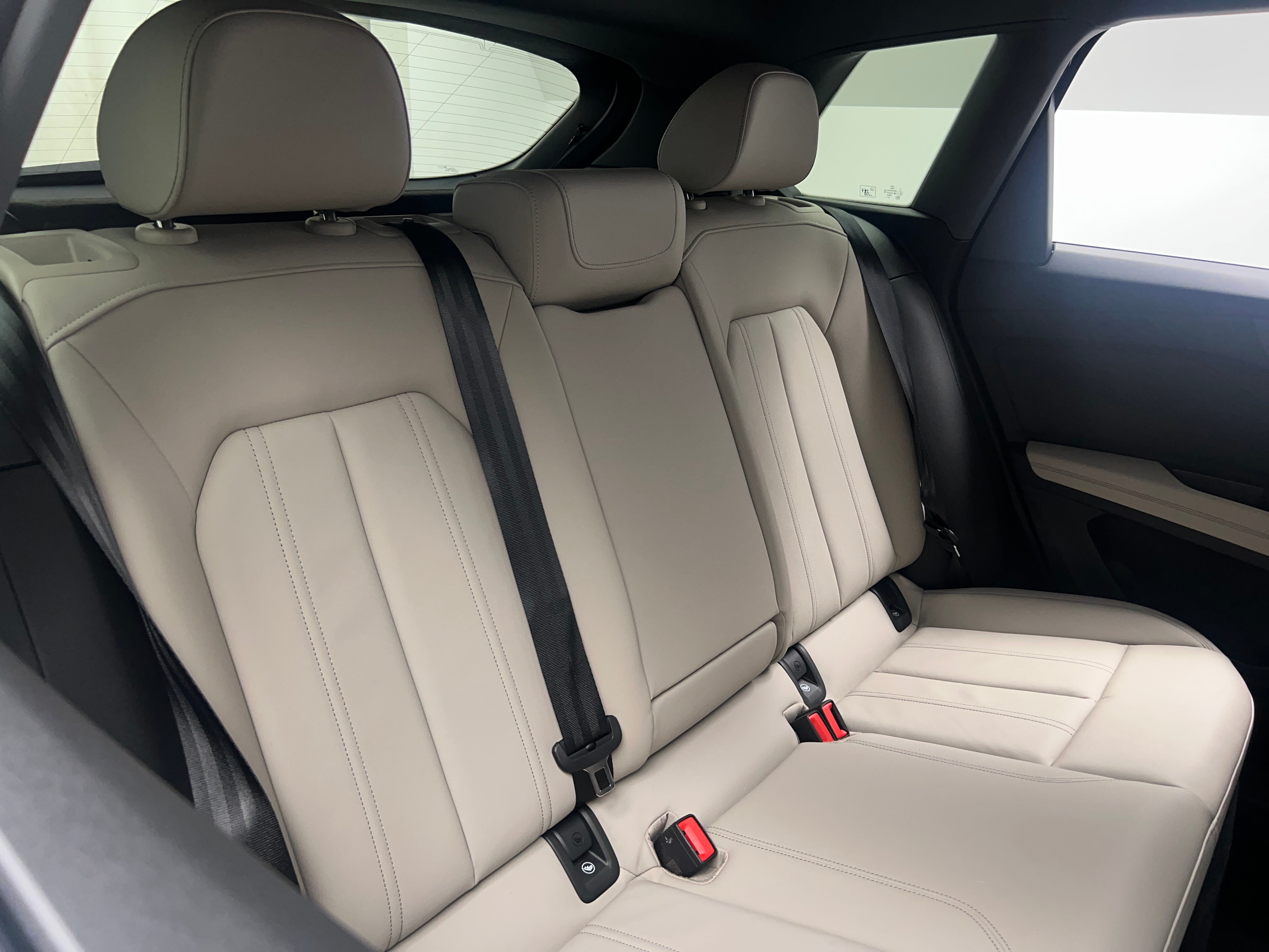 Thumbnail: 2023 Audi Q4 e-tron - 5