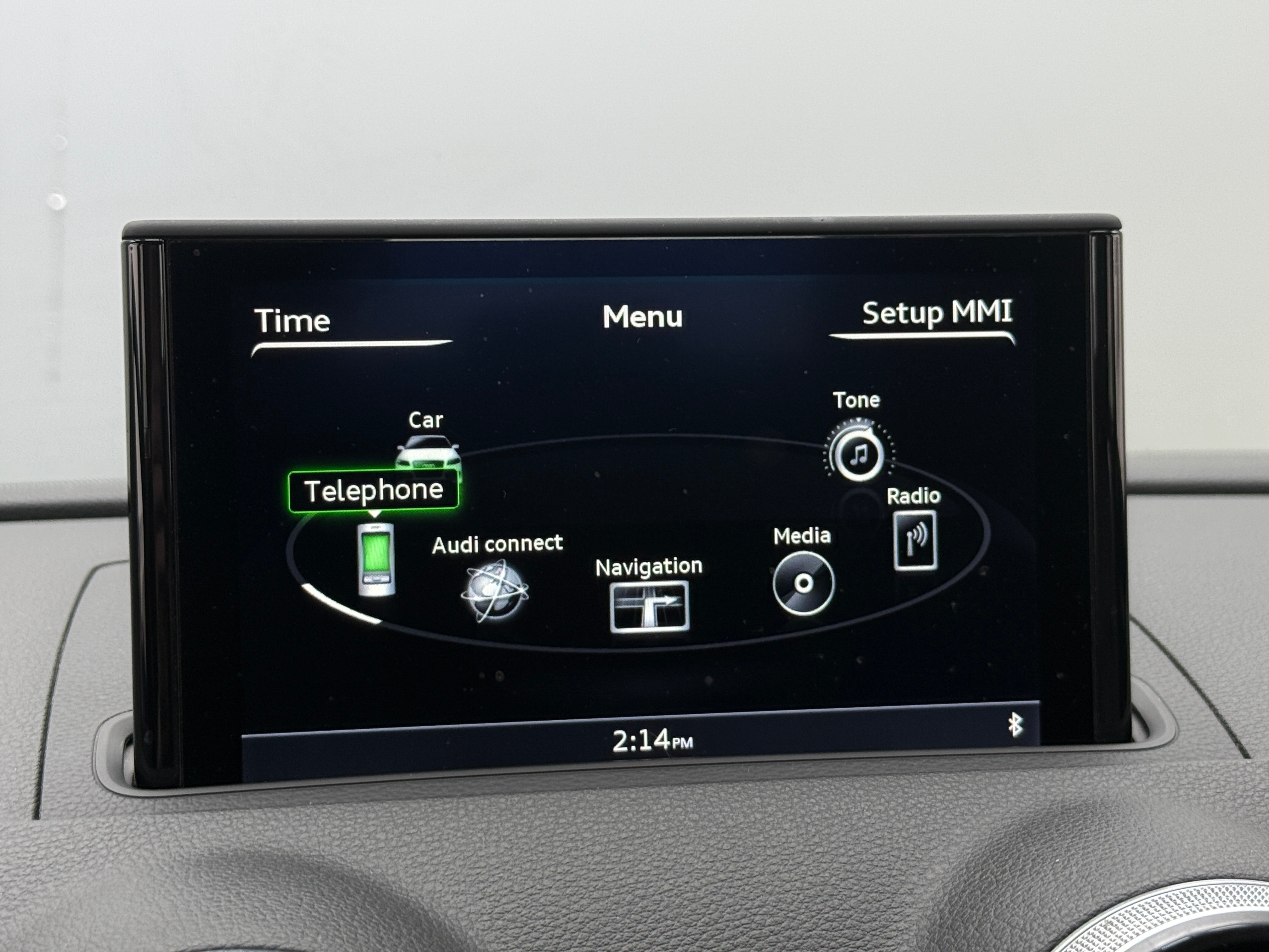 Thumbnail: 2016 Audi A3 e-tron - 3