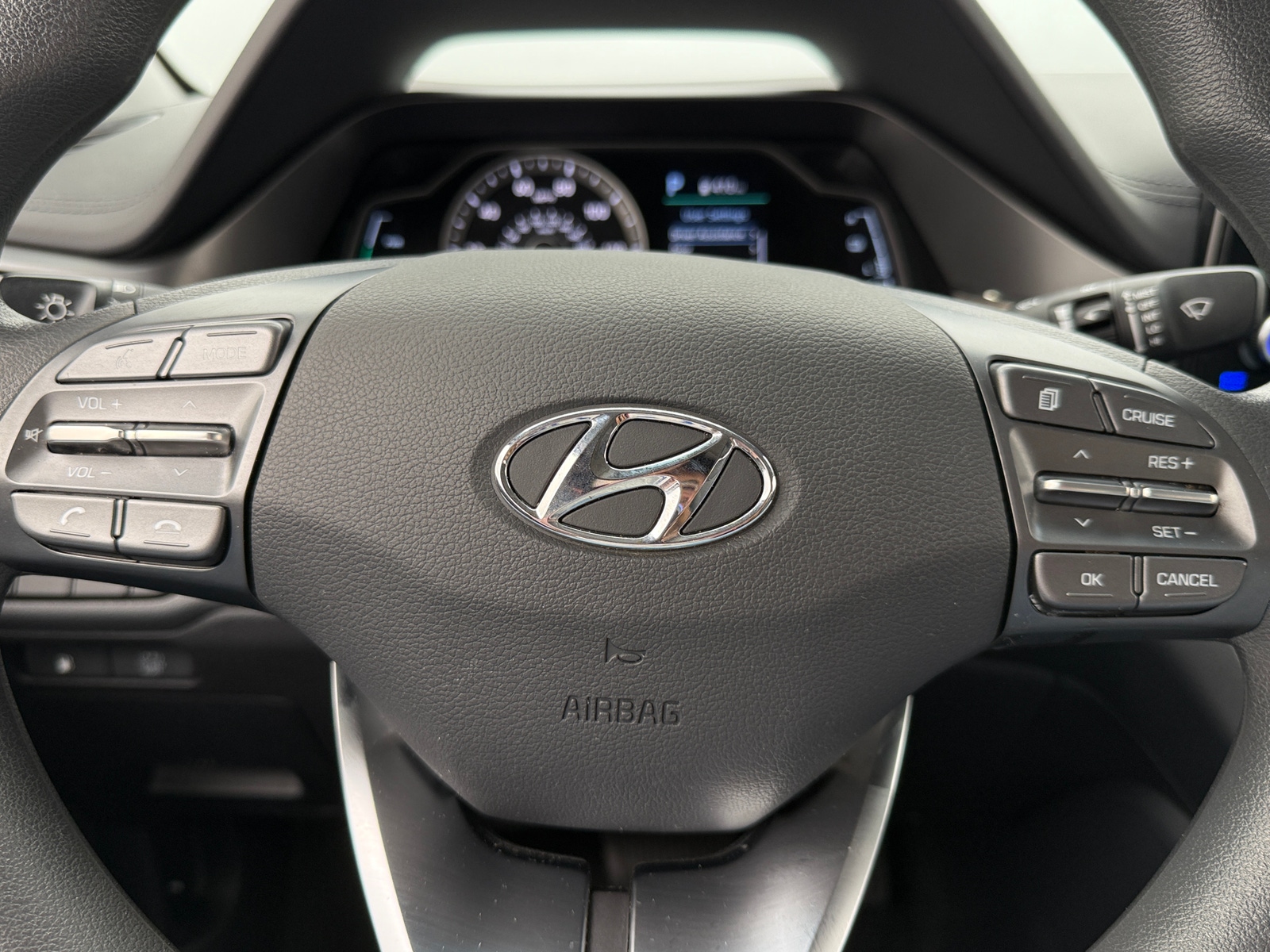 Thumbnail: 2021 Hyundai Ioniq - 5