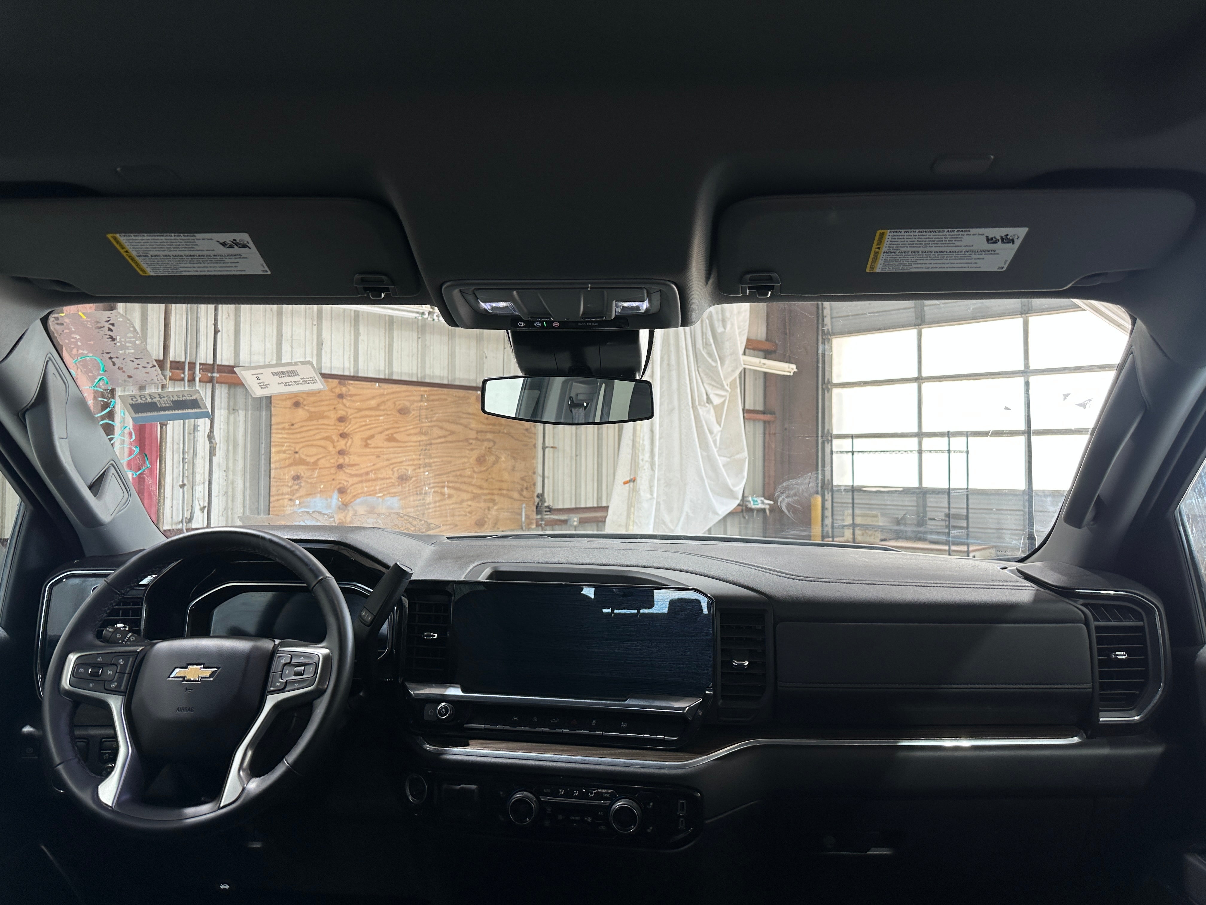 2025 Chevrolet Silverado 1500 LT 3