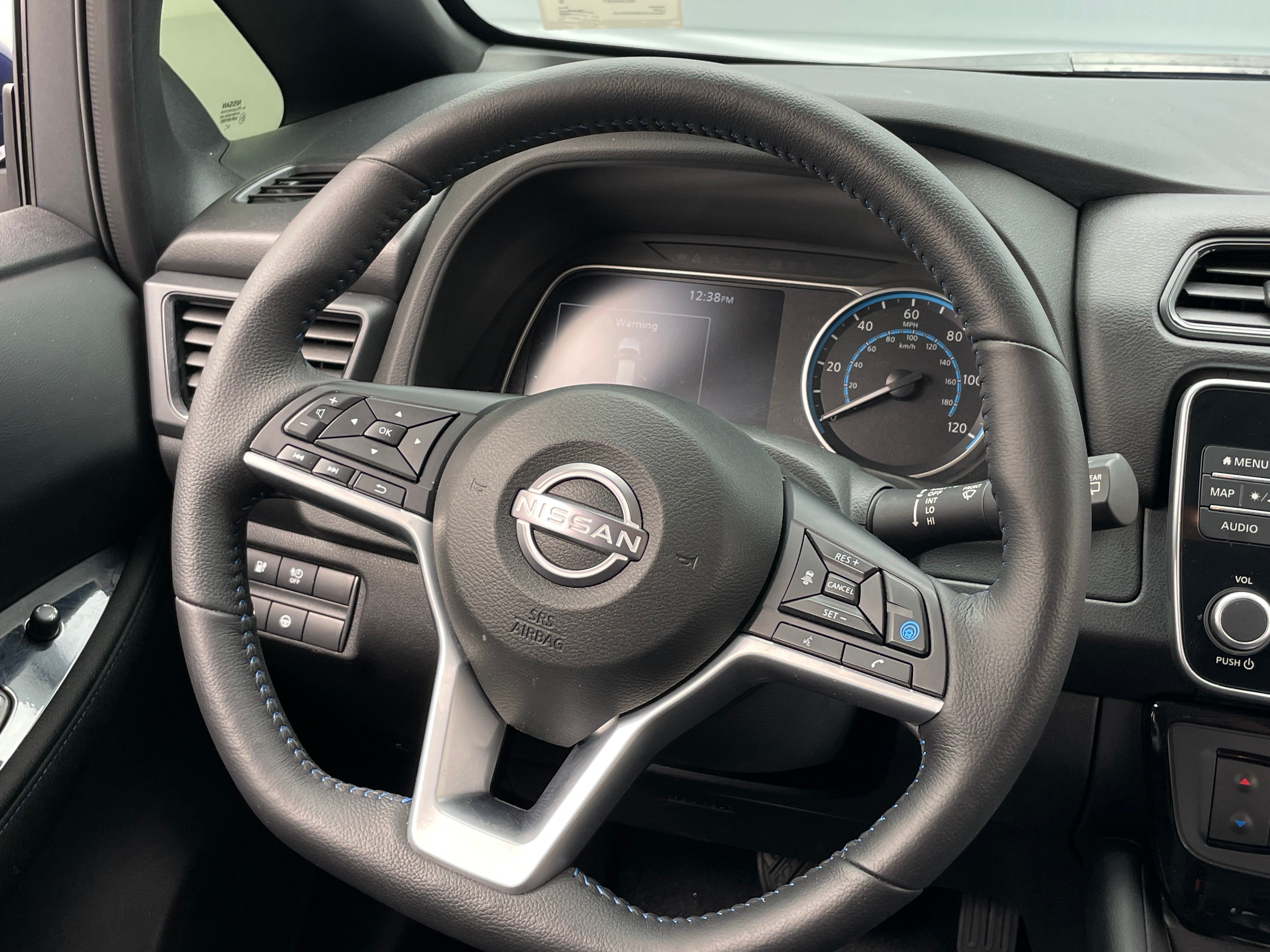 Thumbnail: 2024 Nissan Leaf - 5