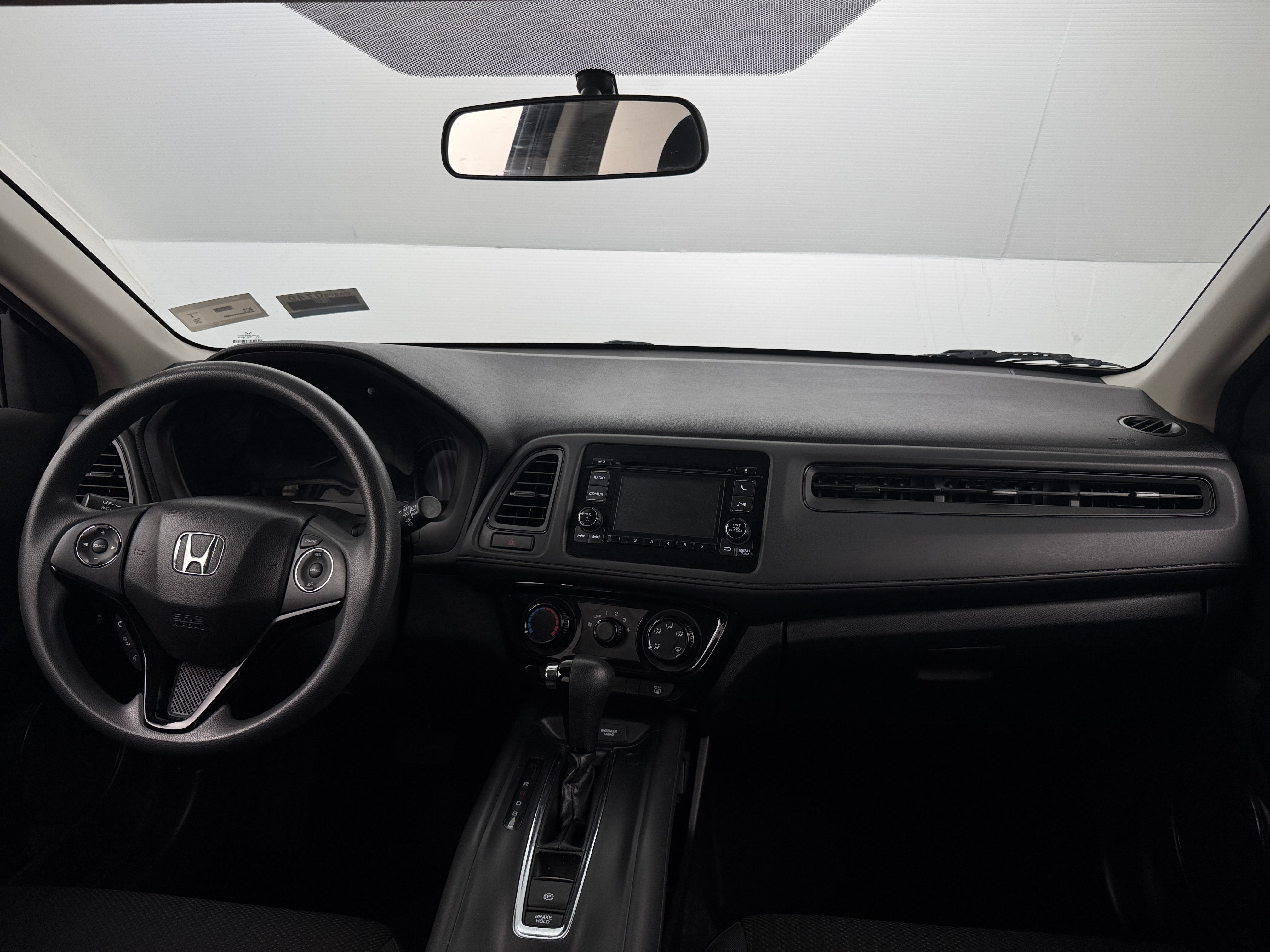 Thumbnail: 2016 Honda HR-V - 3
