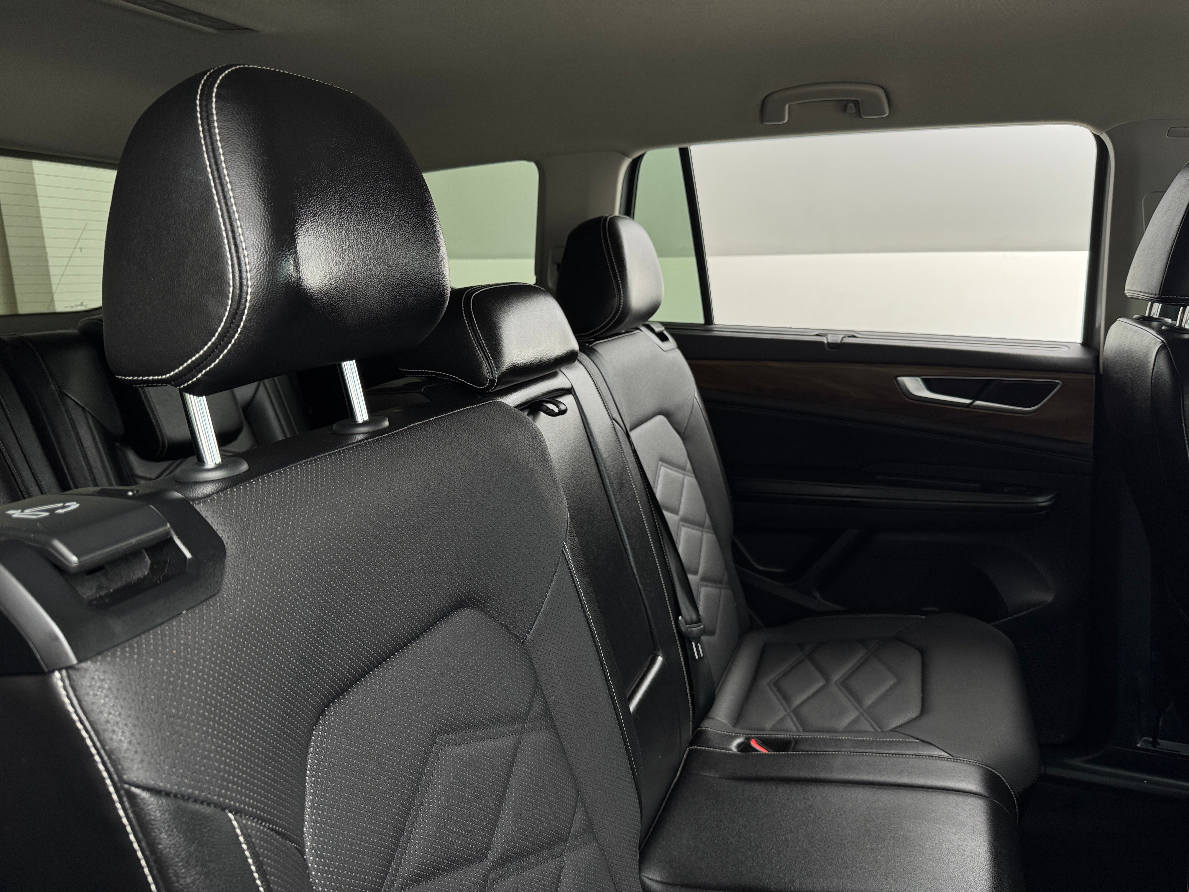 Thumbnail: 2024 Volkswagen Atlas - 5