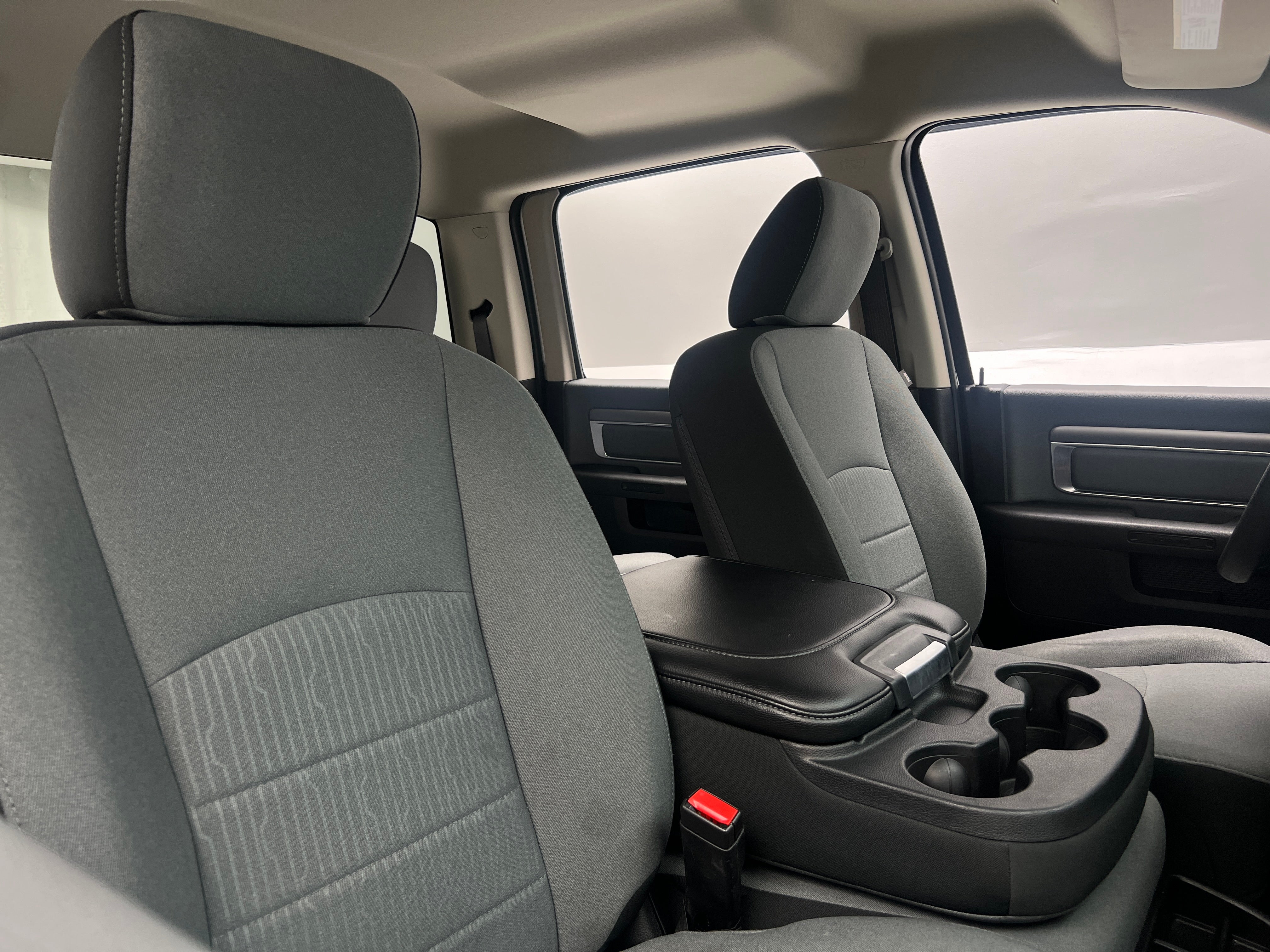 2021 RAM 1500 Classic SLT 2