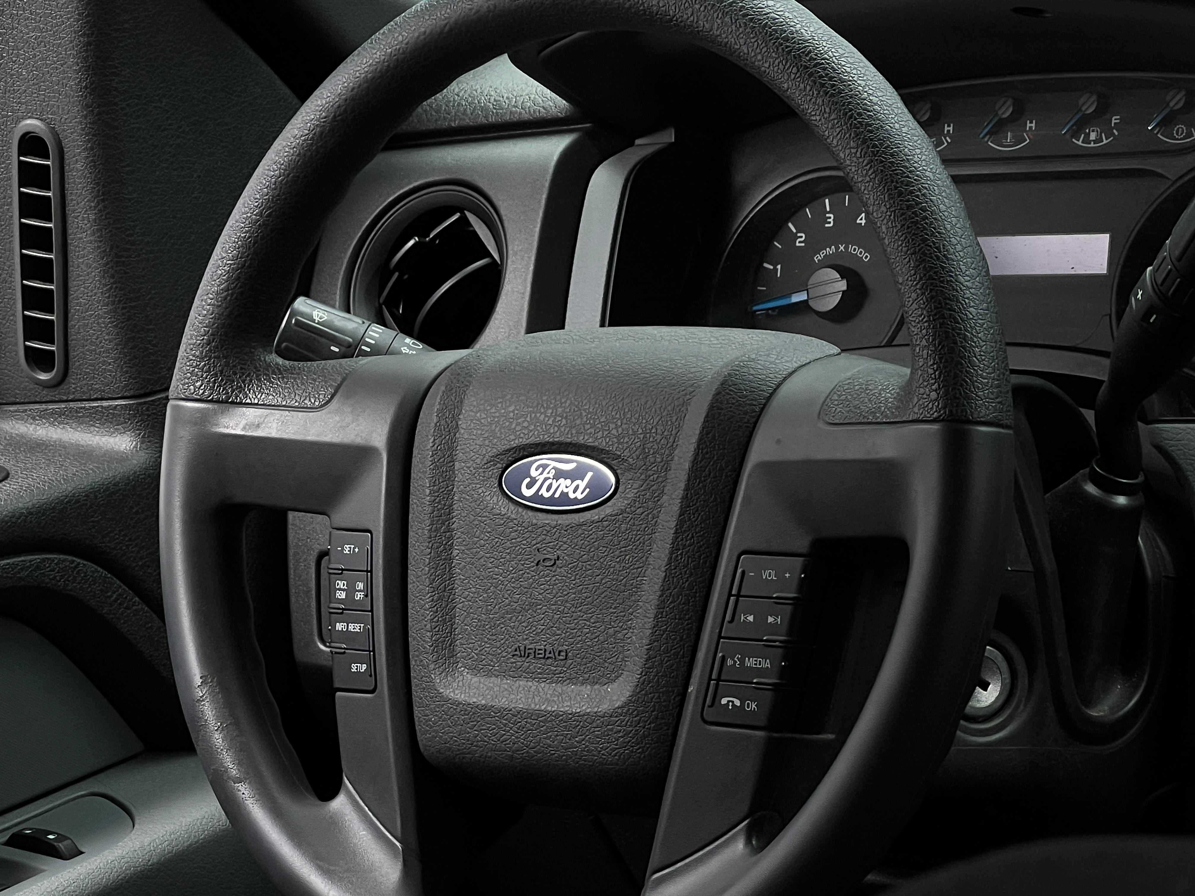 Thumbnail: 2014 Ford Econoline - 5