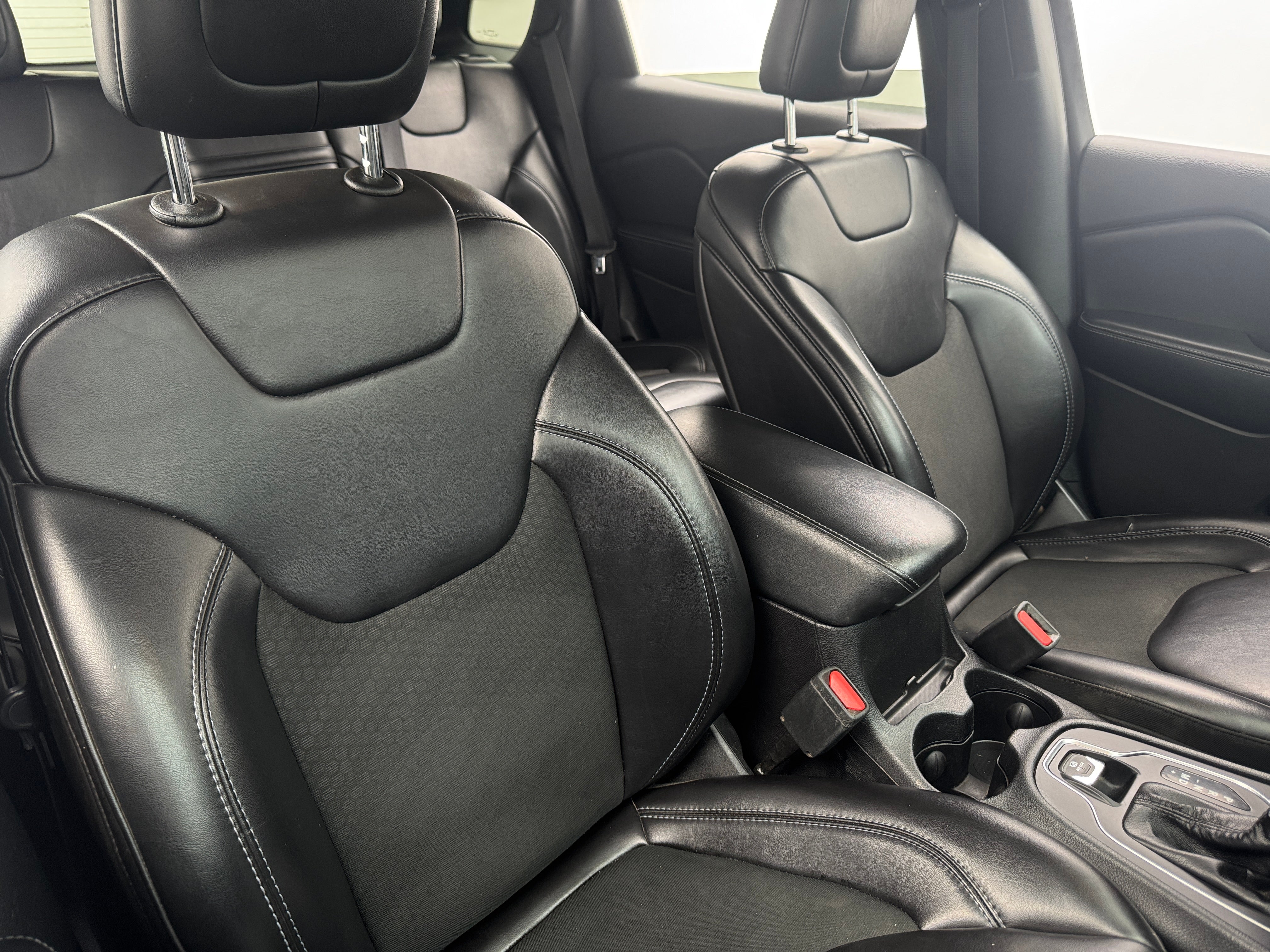 2019 Jeep Cherokee Latitude 2
