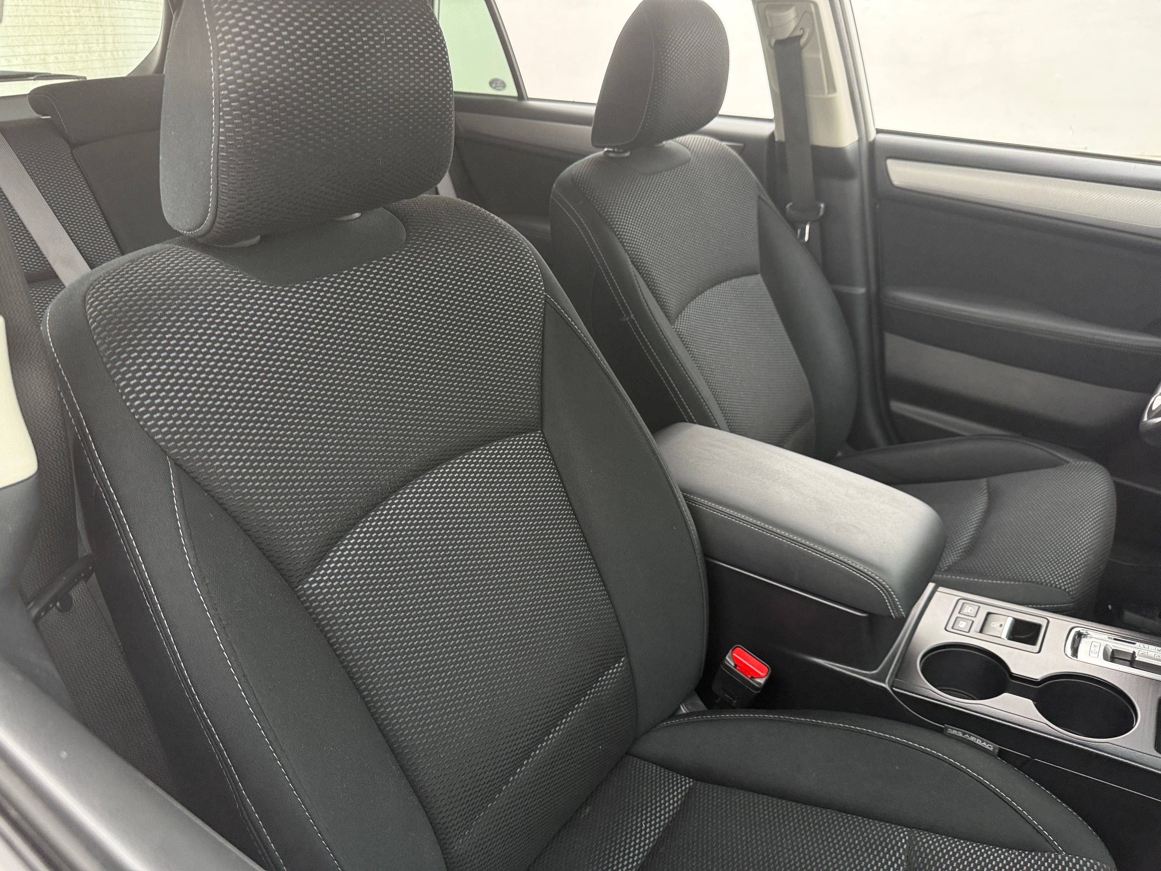 2017 Subaru Outback Premium 2