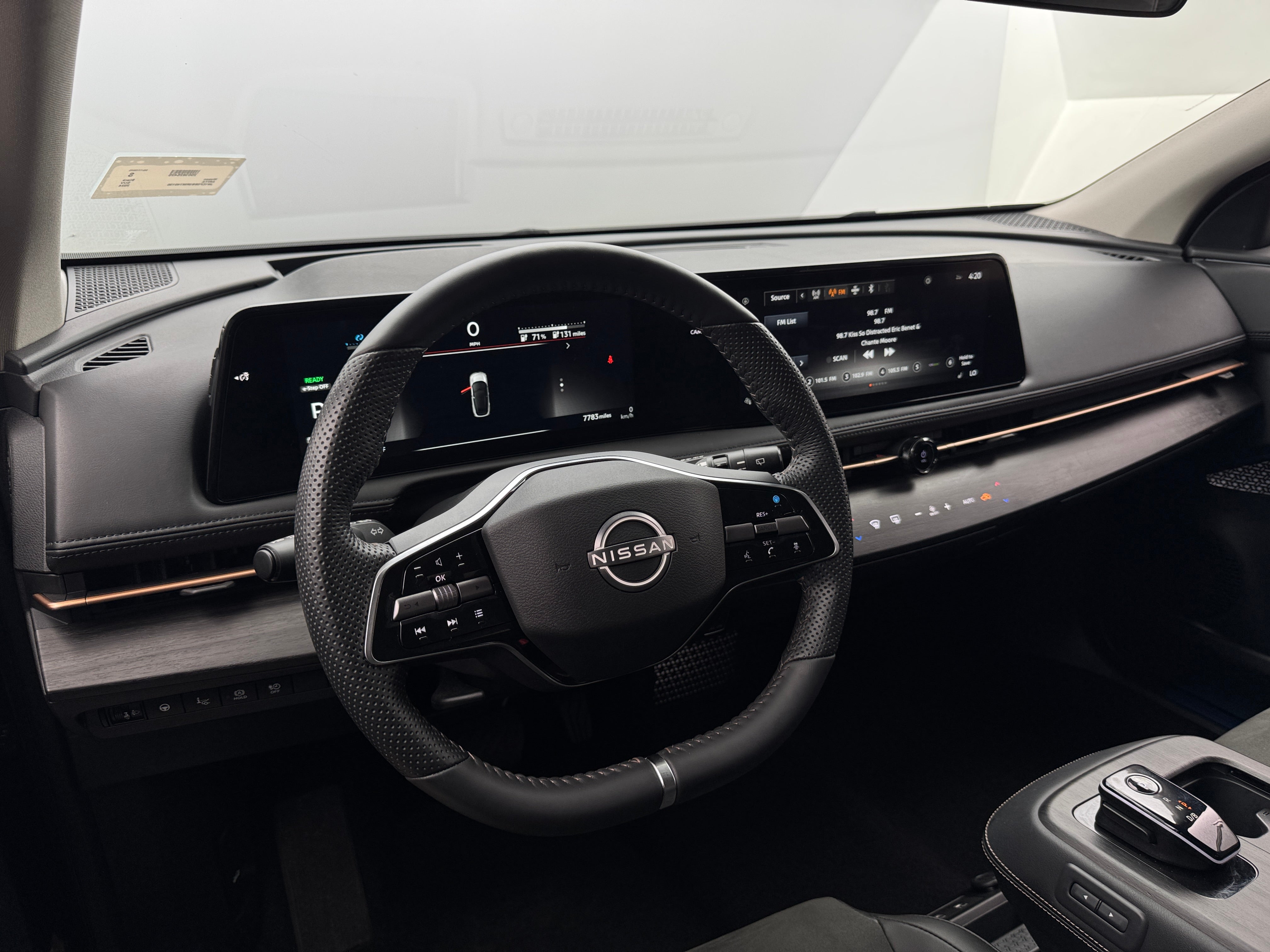 Thumbnail: 2024 Nissan Ariya - 2