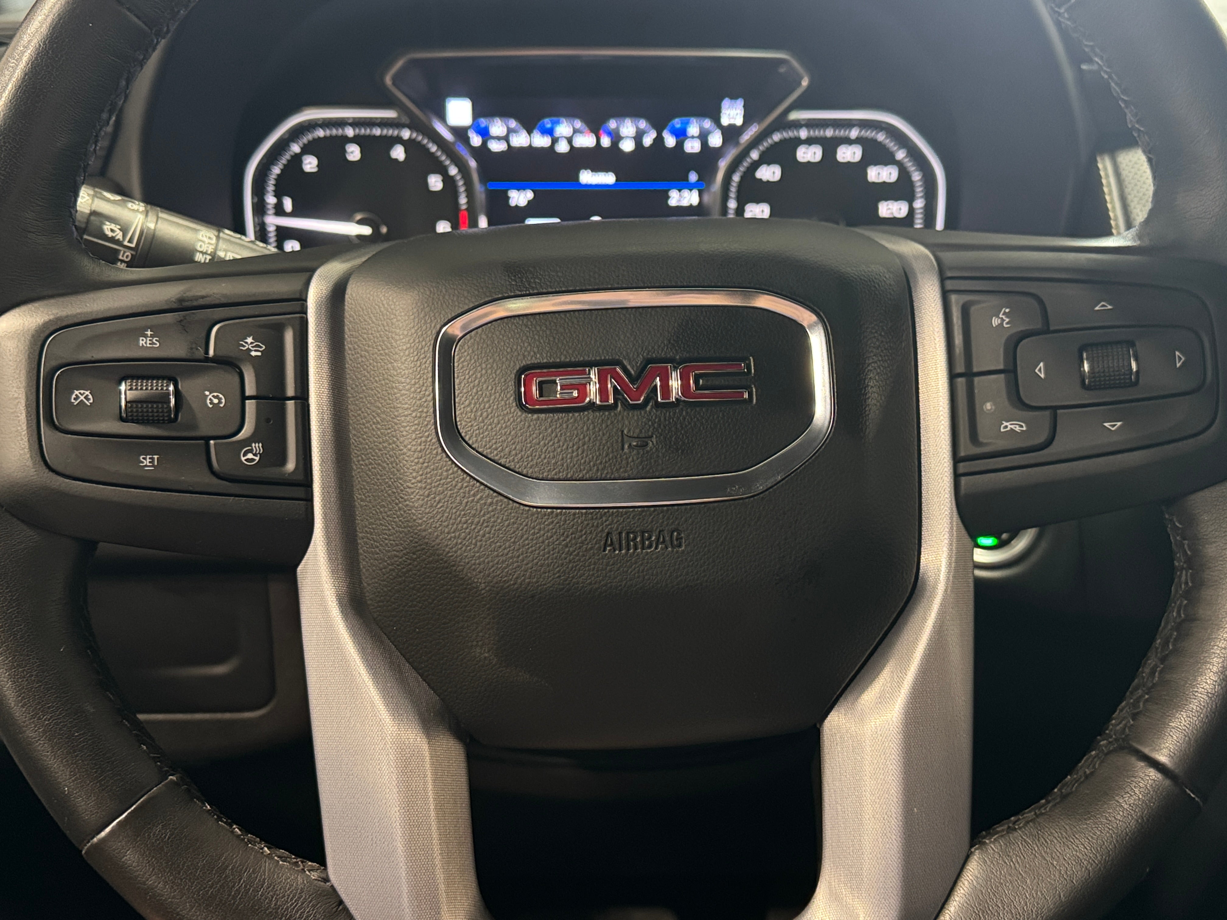 2021 GMC Yukon XL SLT 4