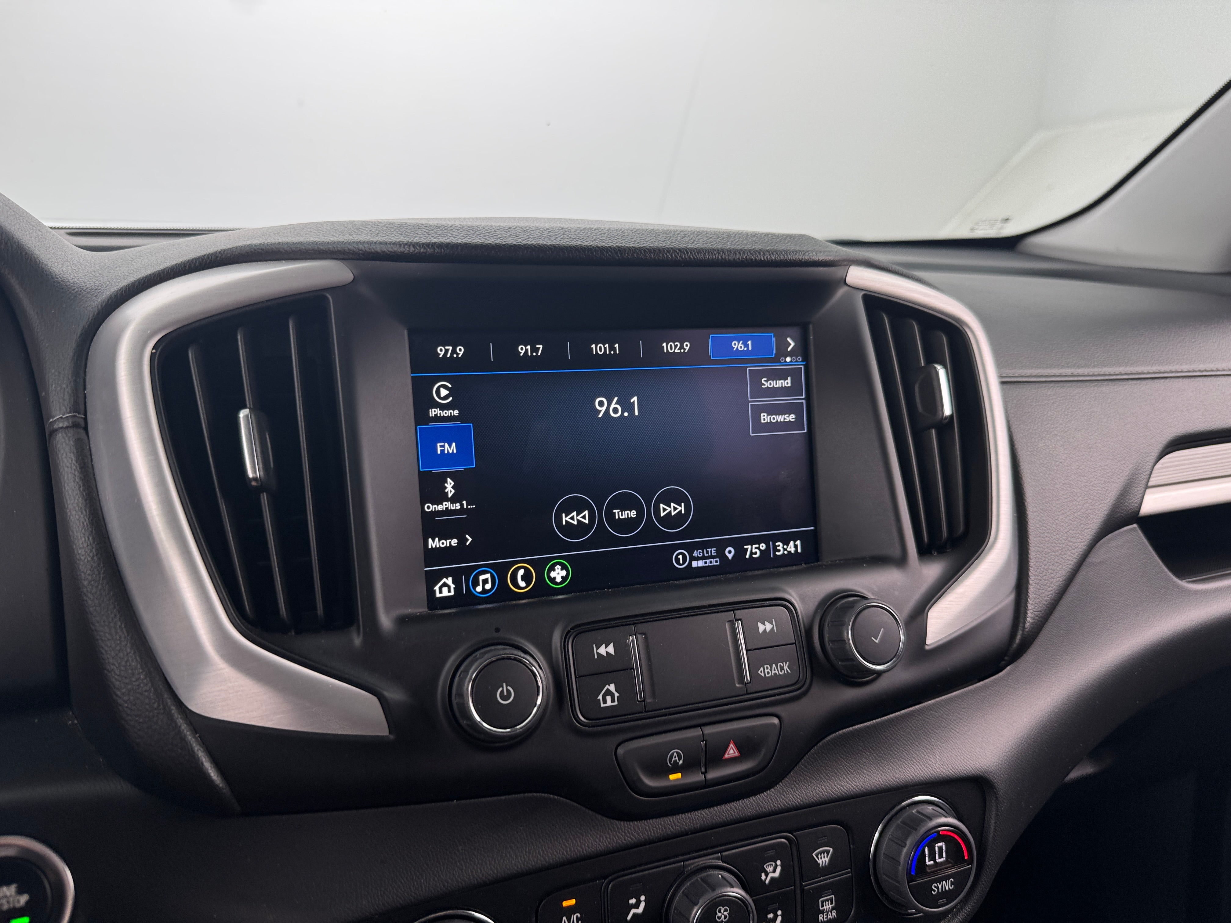 Thumbnail: 2023 GMC Terrain - 3