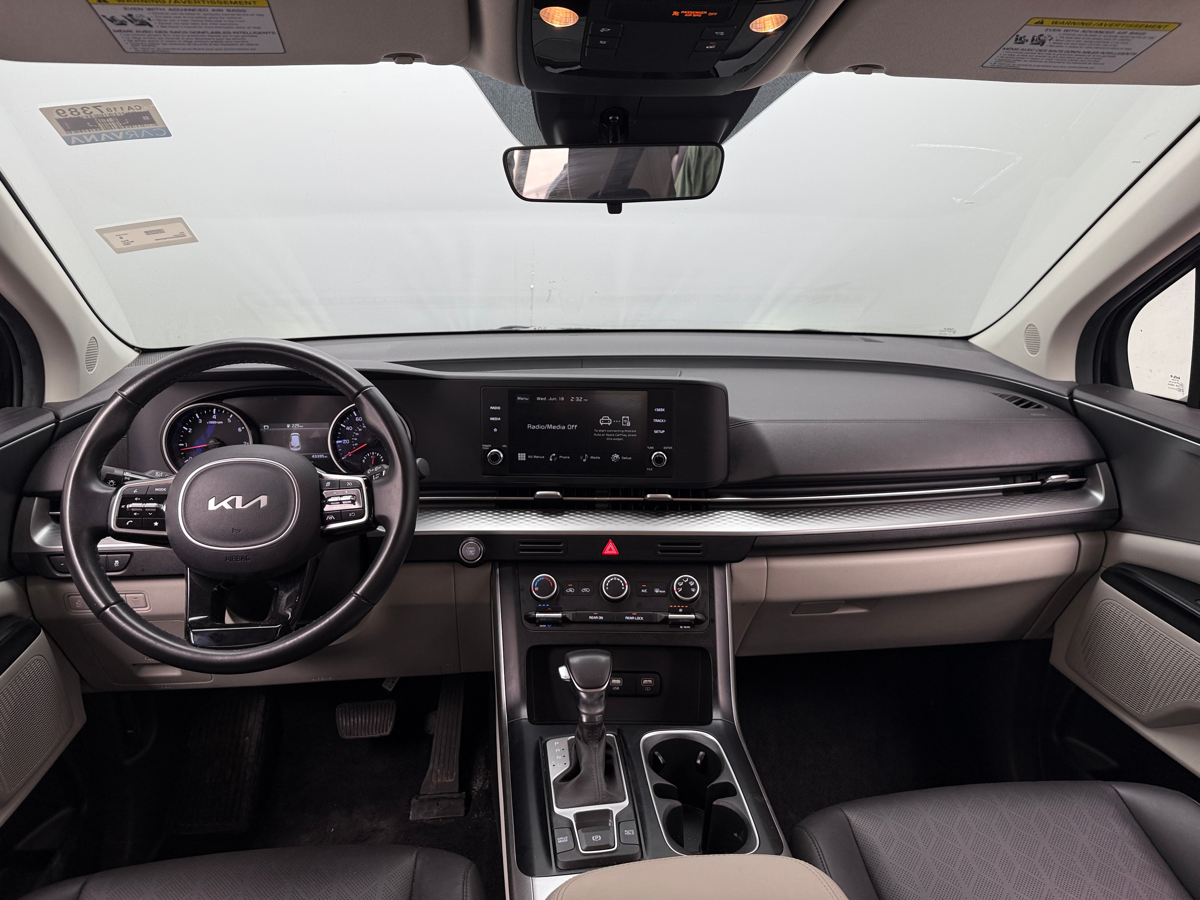 2023 Kia Carnival LX 2