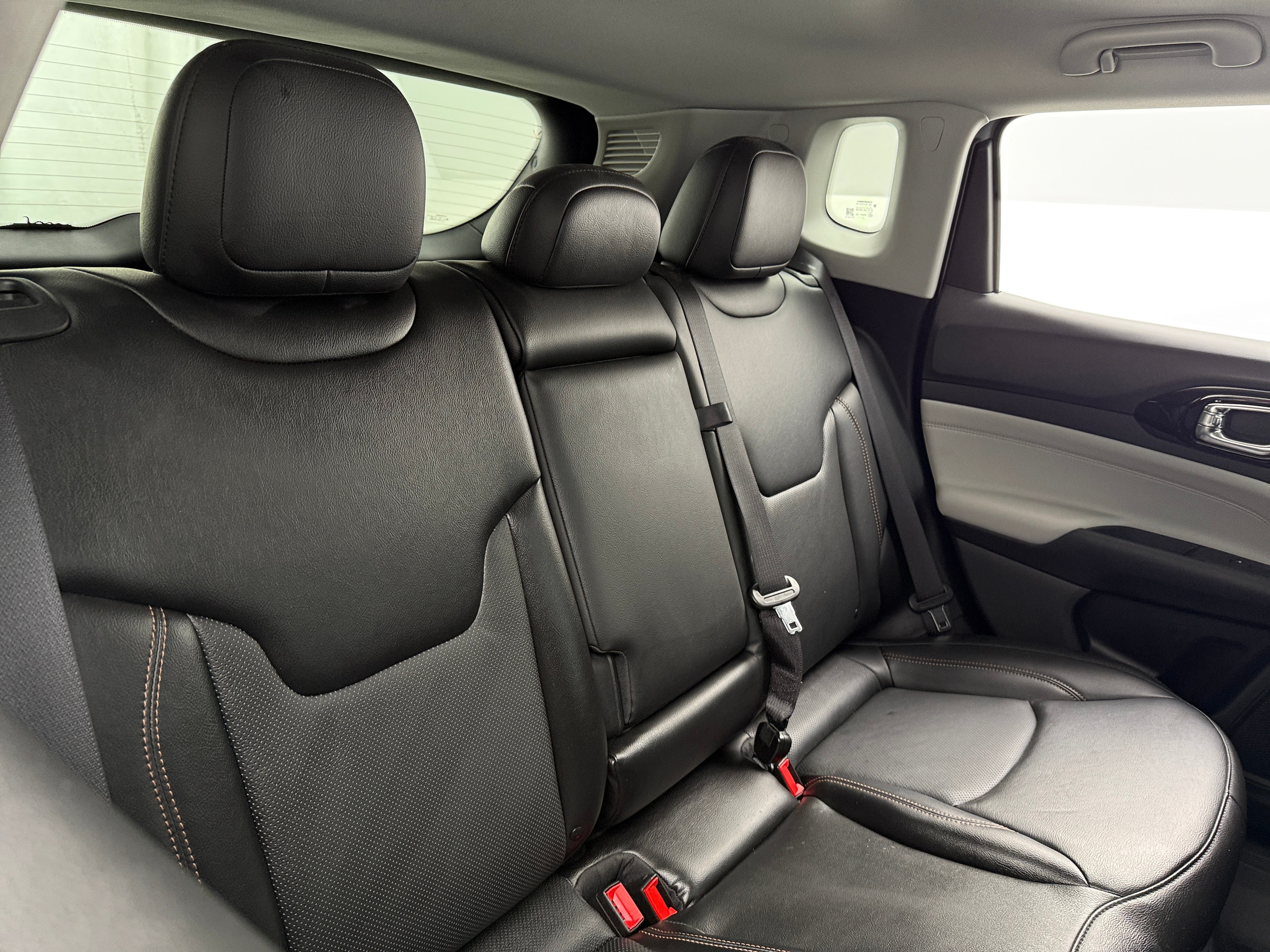 Thumbnail: 2022 Jeep Compass - 6