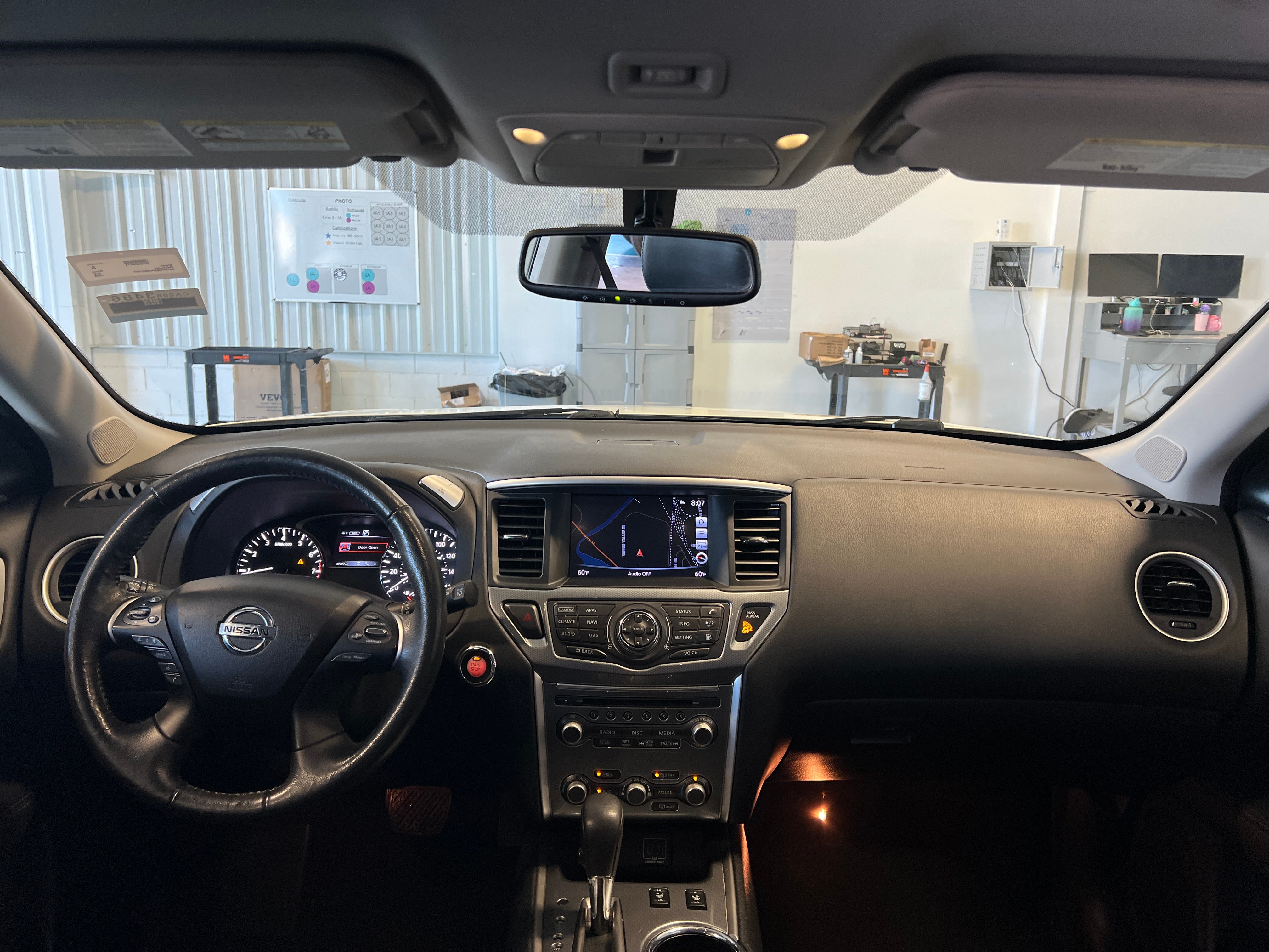 Thumbnail: 2018 Nissan Pathfinder - 2