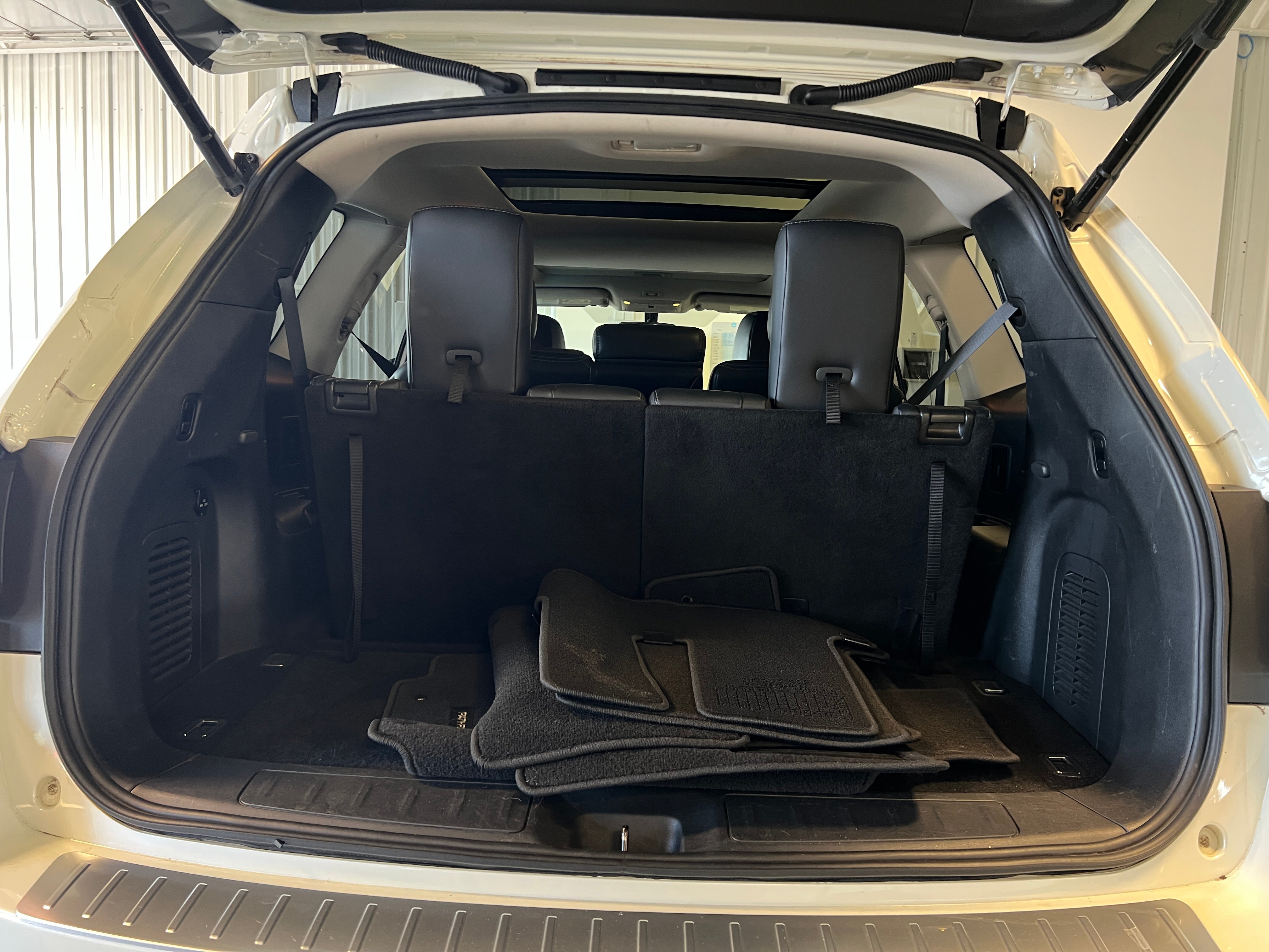 Thumbnail: 2018 Nissan Pathfinder - 6