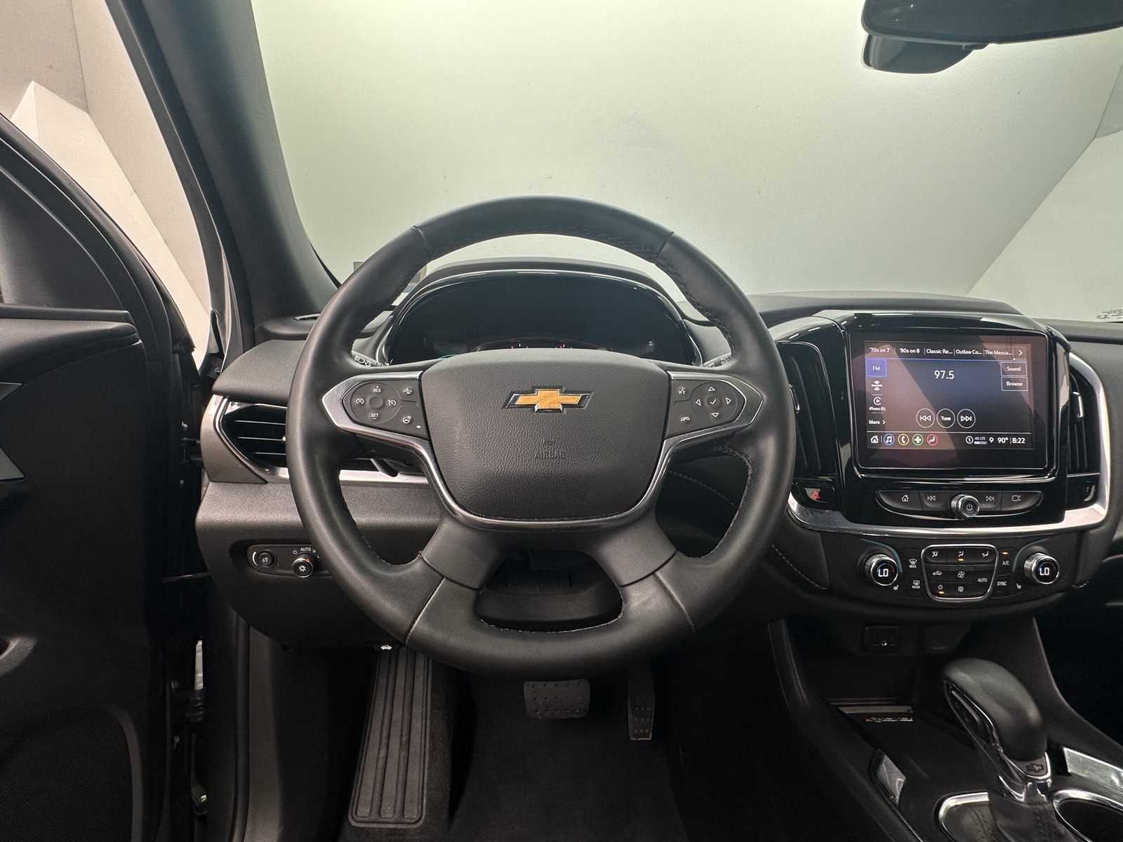 Thumbnail: 2023 Chevrolet Traverse - 5