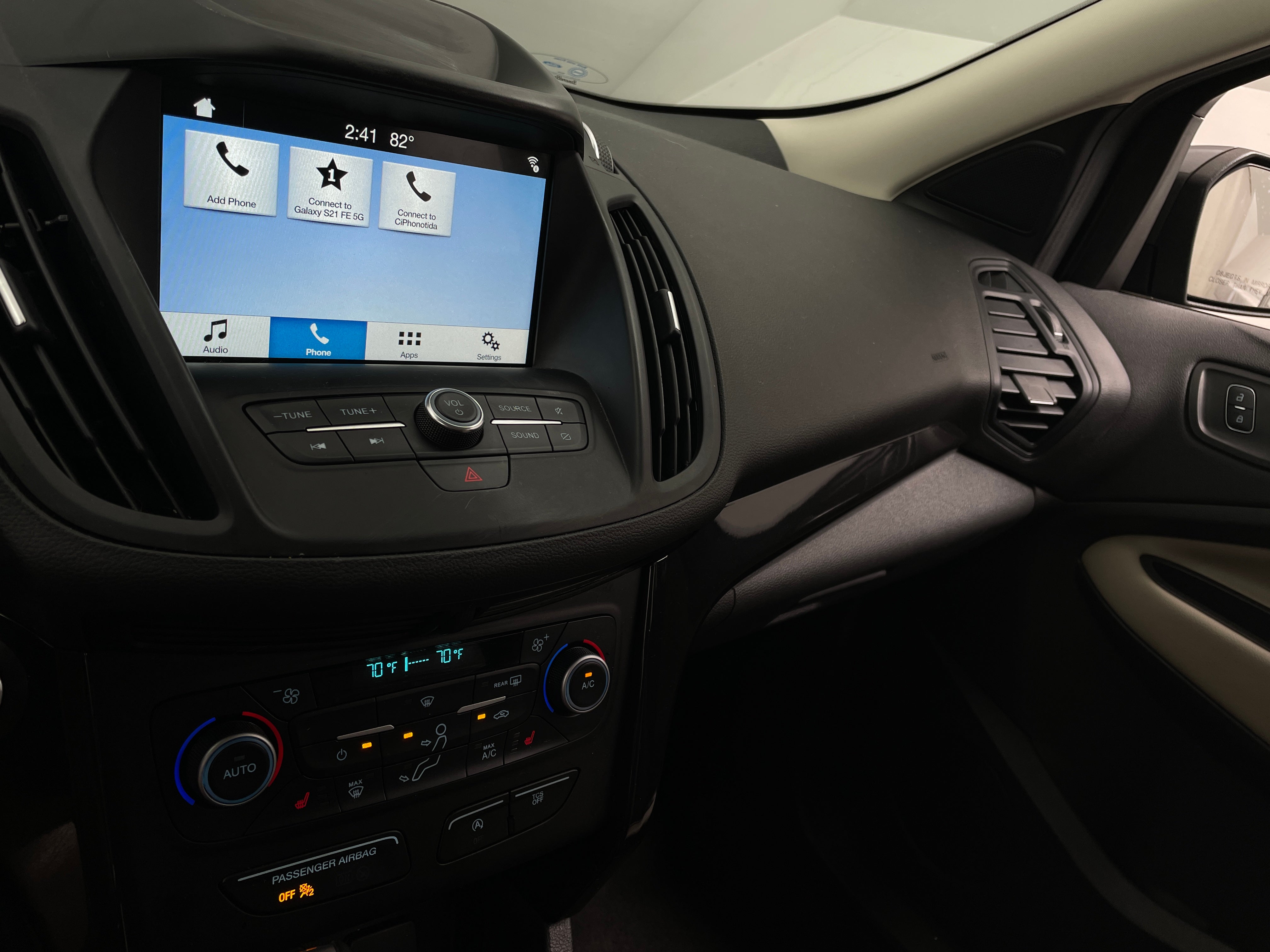 2019 Ford Escape SEL 3