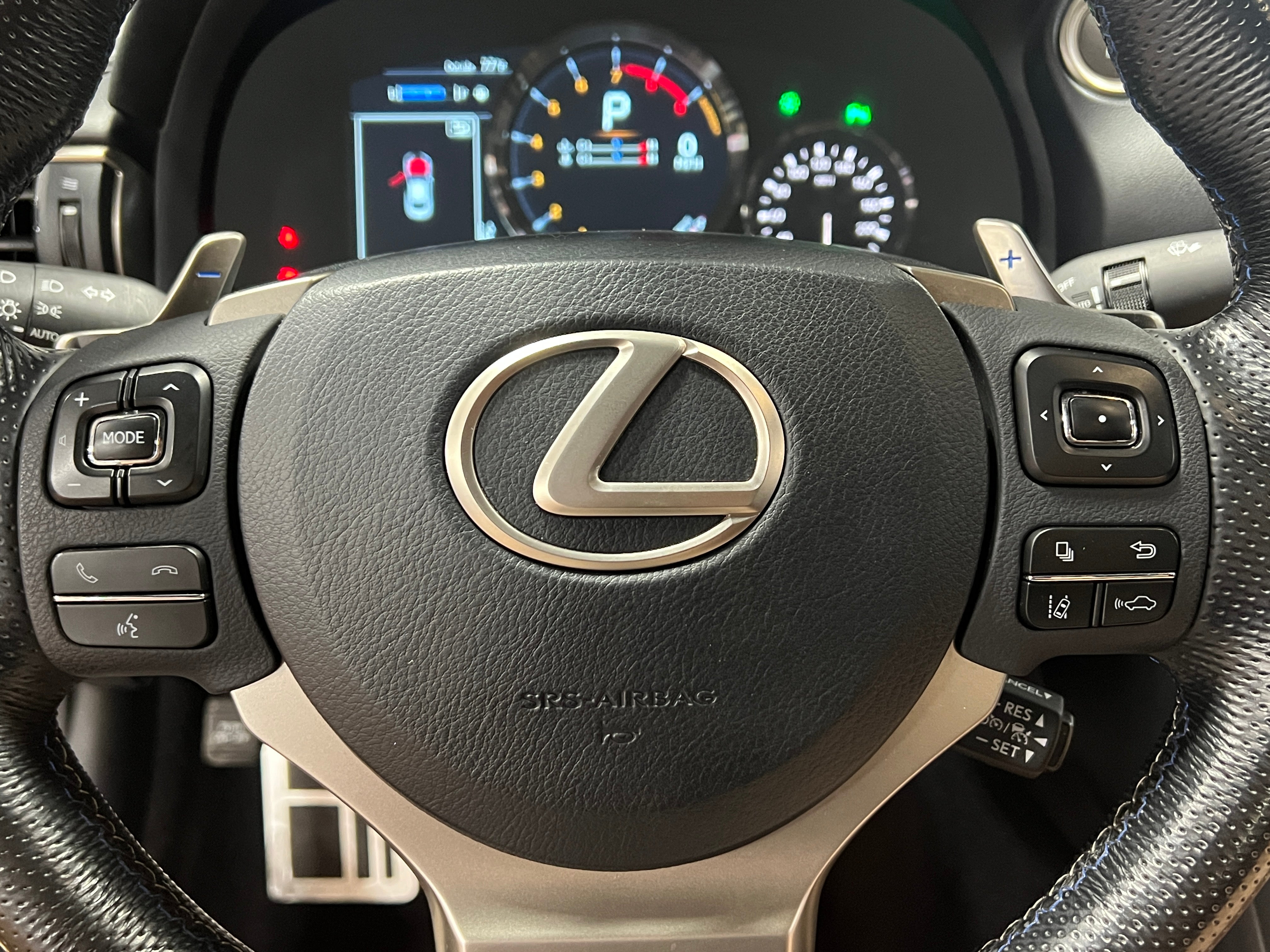 Thumbnail: 2019 Lexus RC - 3