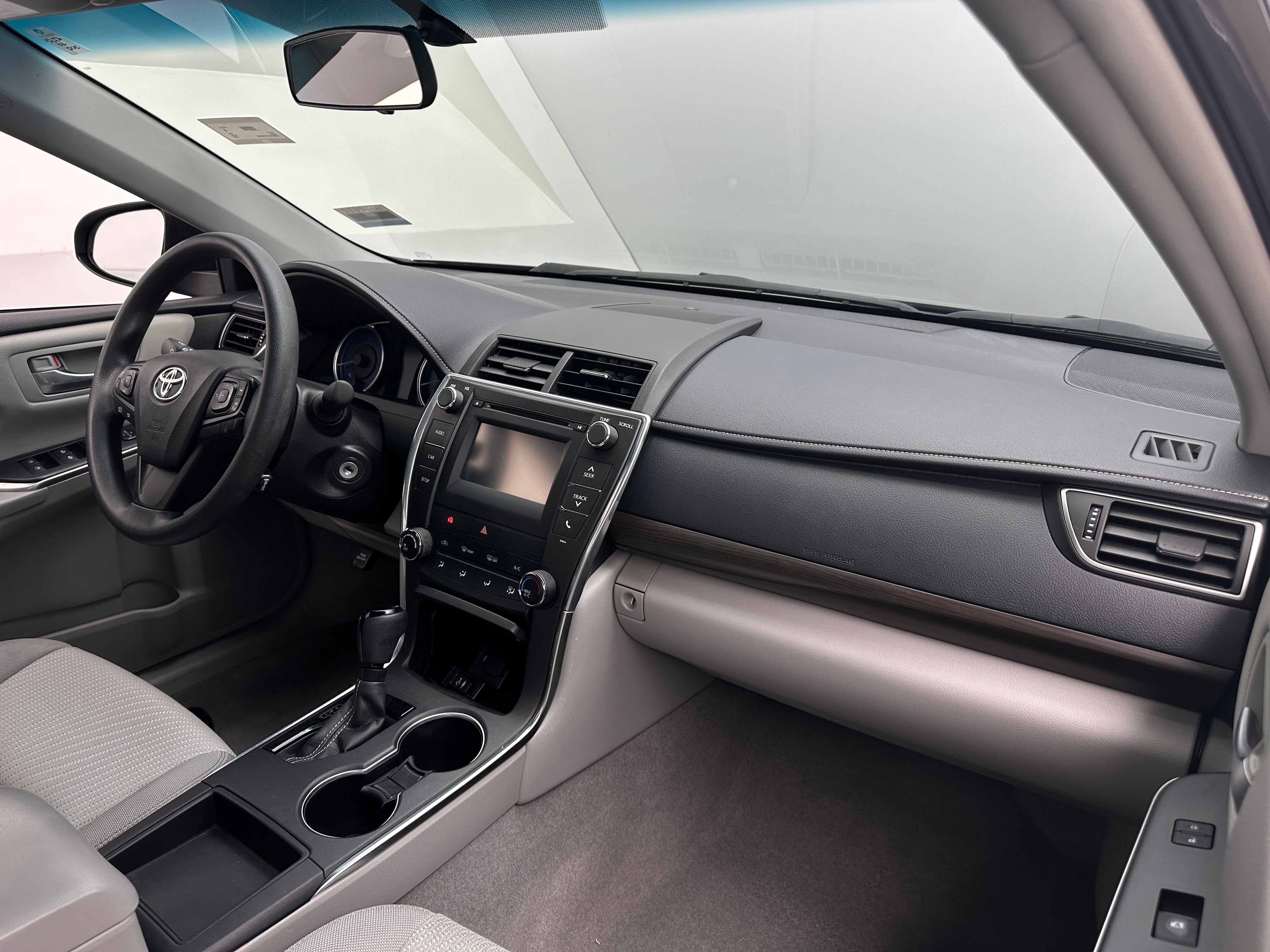 Thumbnail: 2016 Toyota Camry - 3