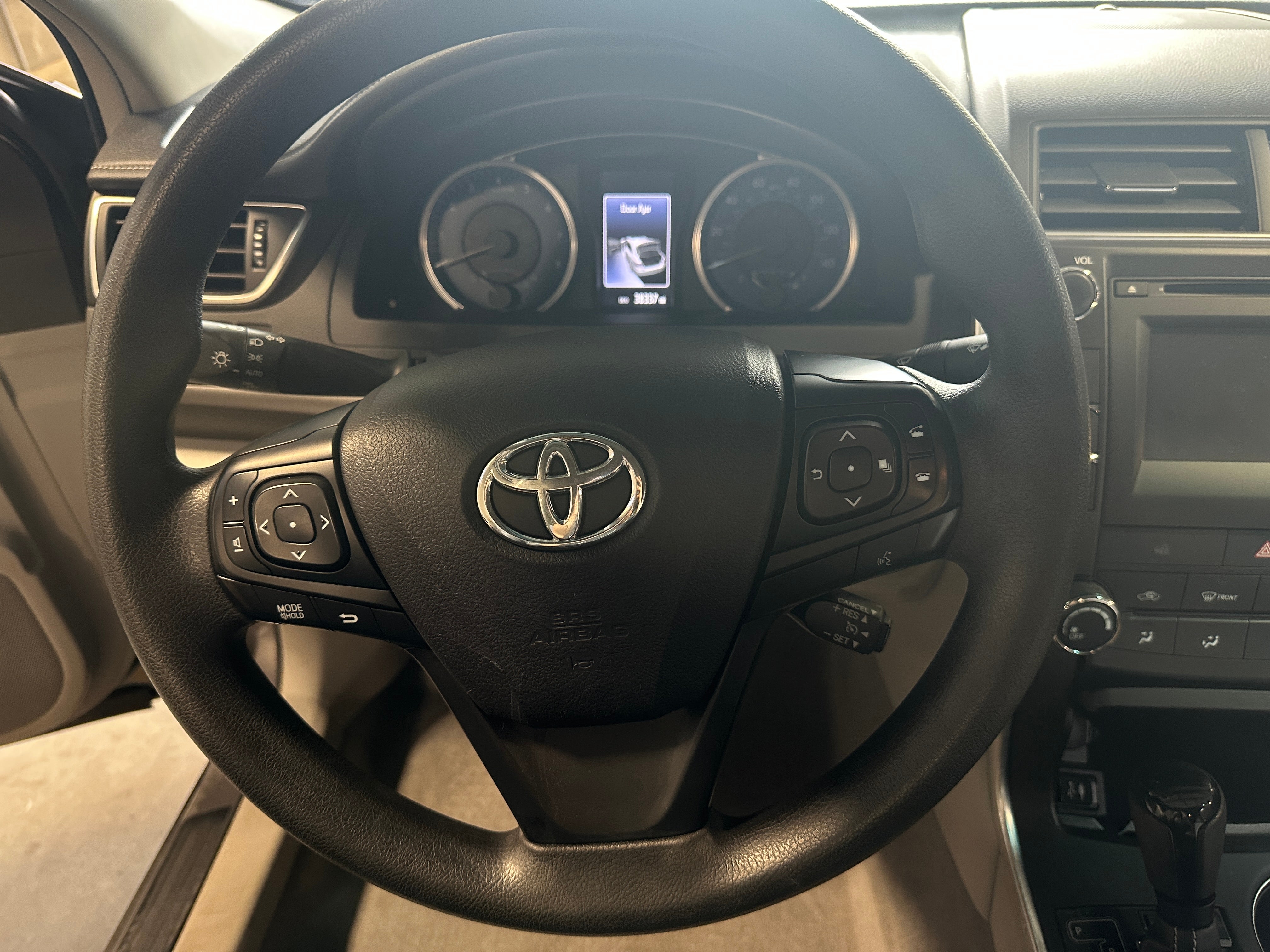 Thumbnail: 2016 Toyota Camry - 5