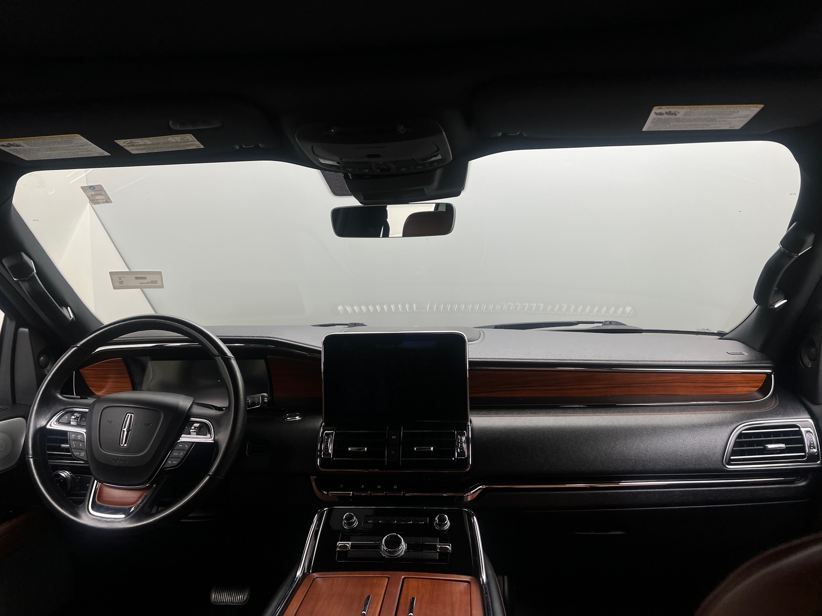 Thumbnail: 2019 Lincoln Navigator L - 3