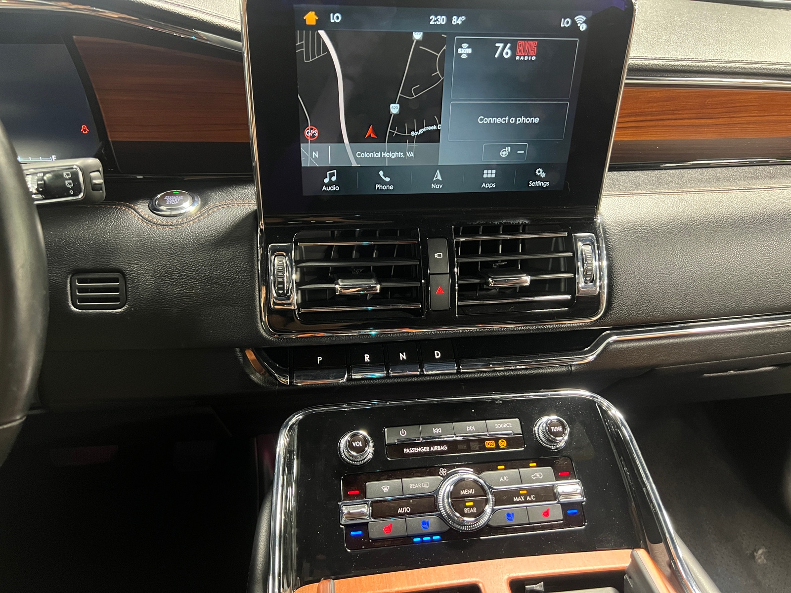 Thumbnail: 2019 Lincoln Navigator L - 4