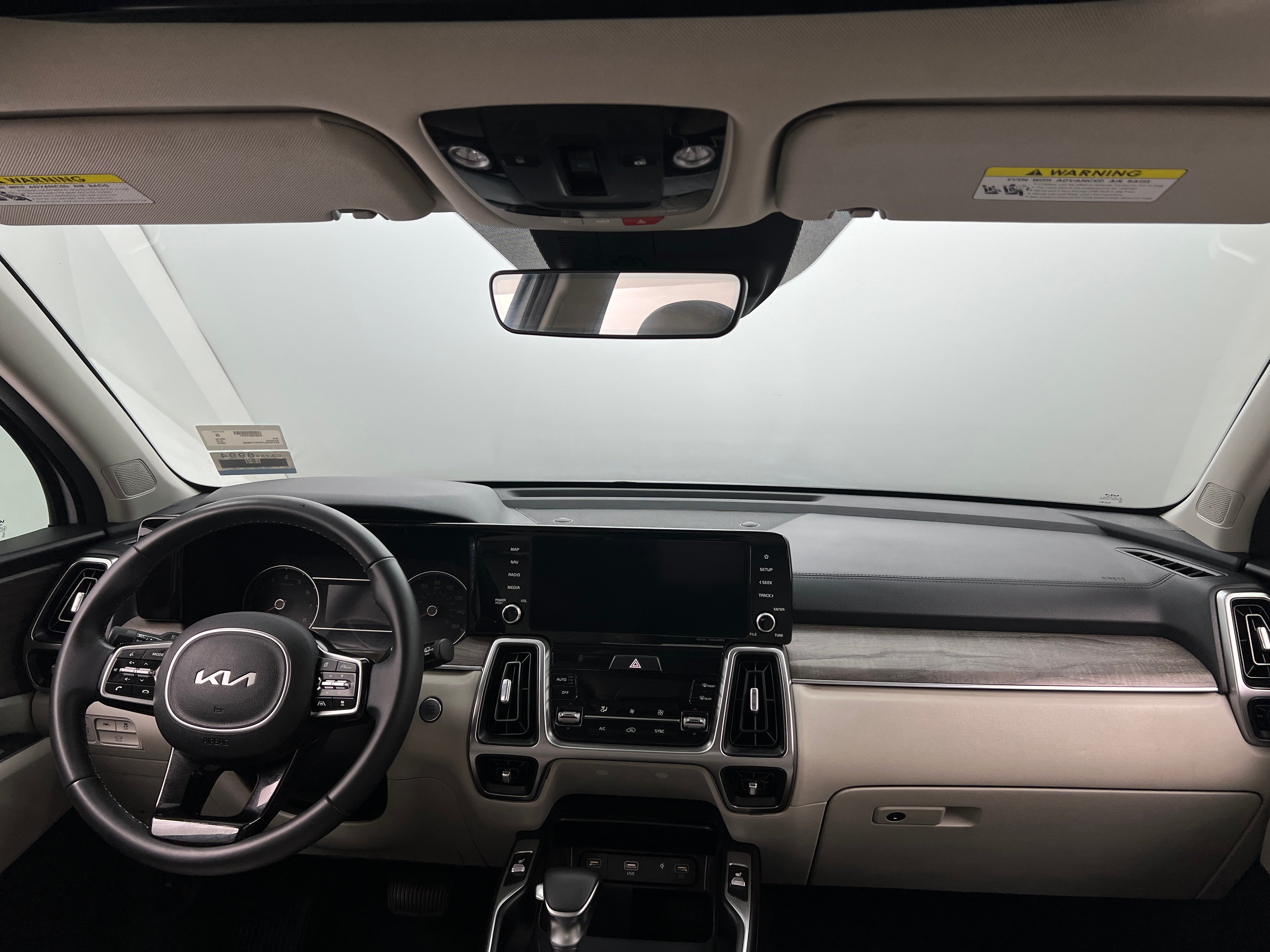 Thumbnail: 2023 Kia Sorento - 2