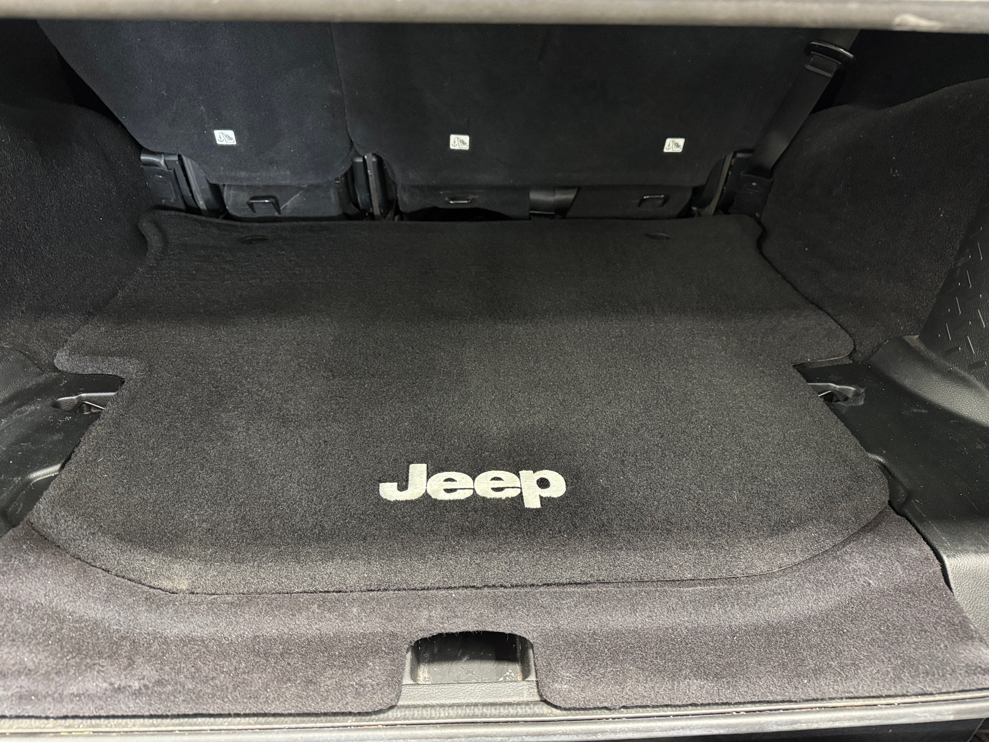 2016 Jeep Wrangler Unlimited Rubicon 7