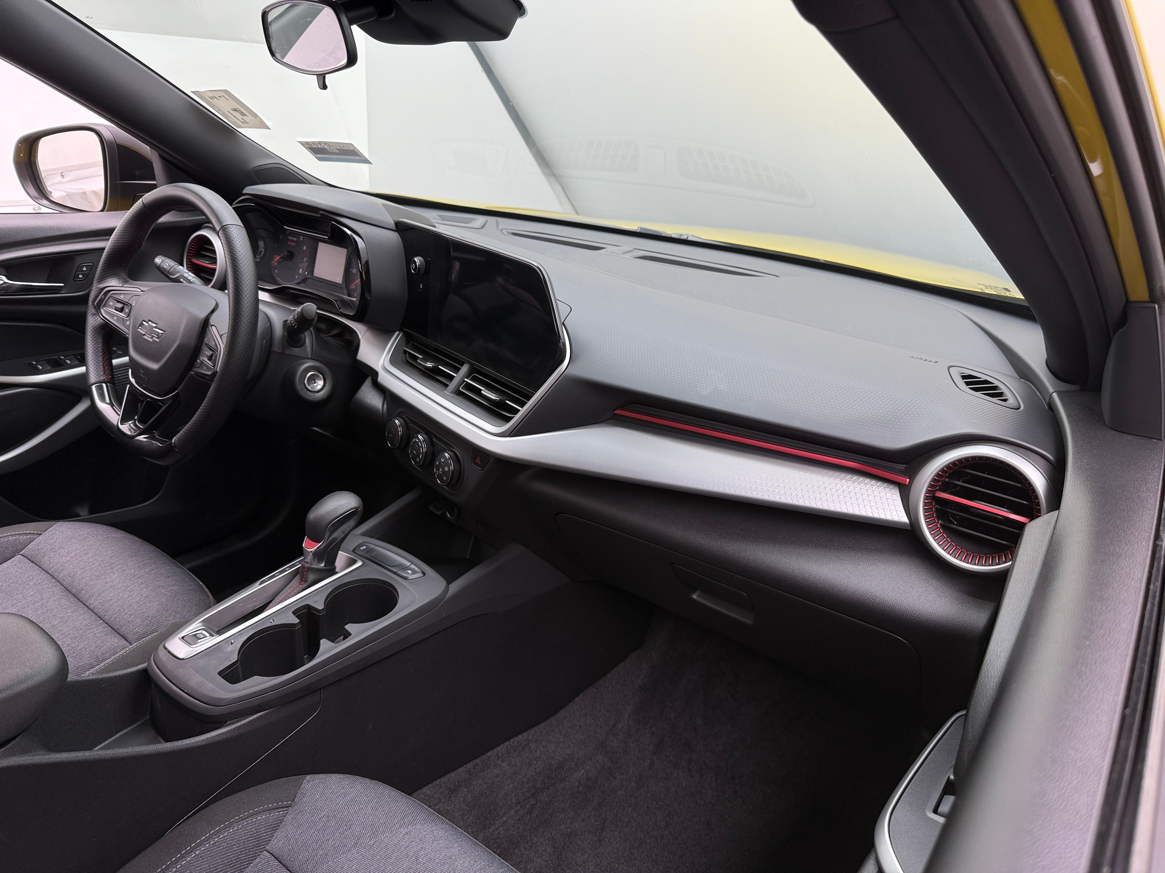 Thumbnail: 2024 Chevrolet Trax - 3