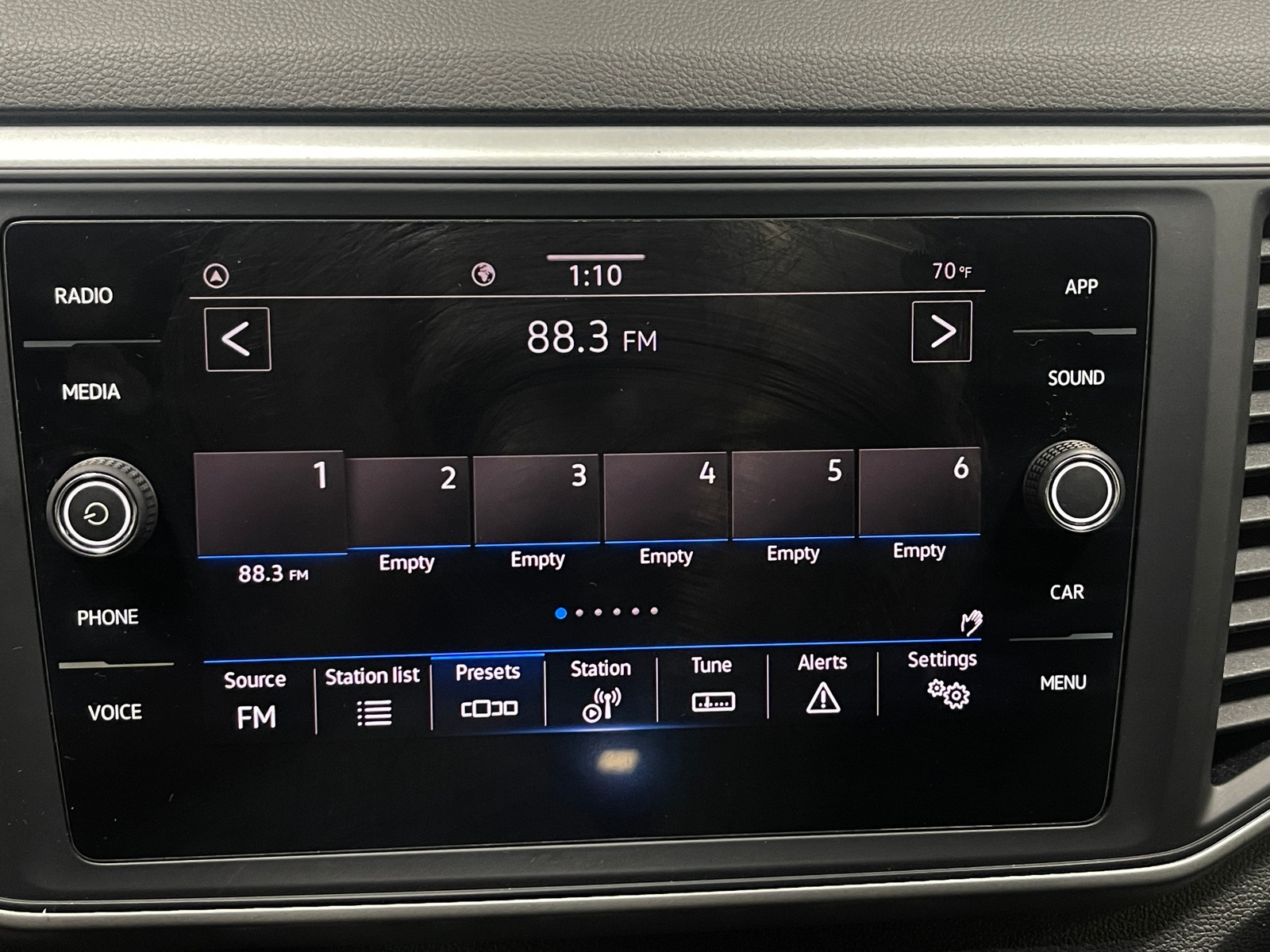 Thumbnail: 2021 Volkswagen Atlas - 3