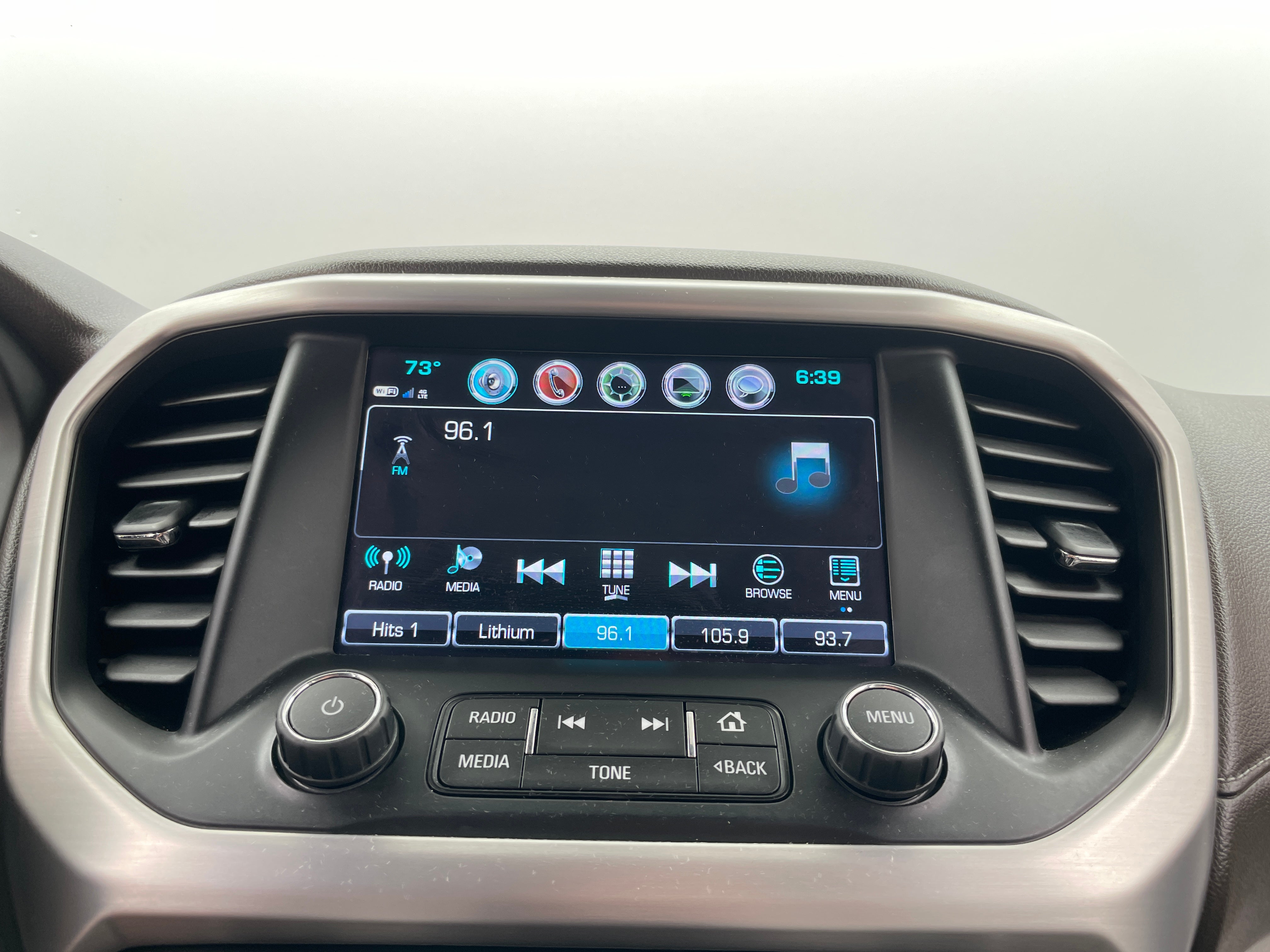 Thumbnail: 2019 GMC Acadia - 3
