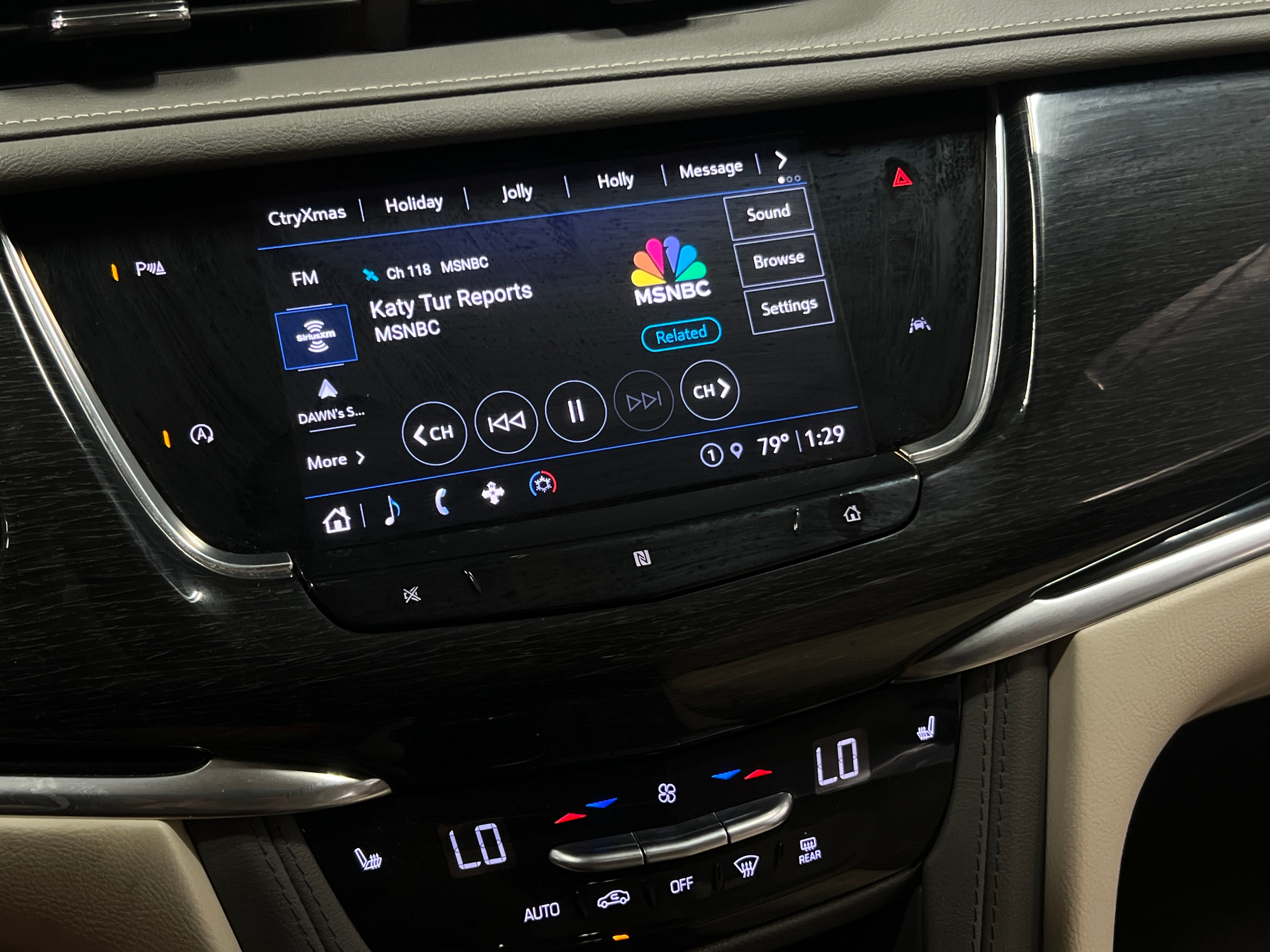 2021 Cadillac XT6 Premium Luxury 3