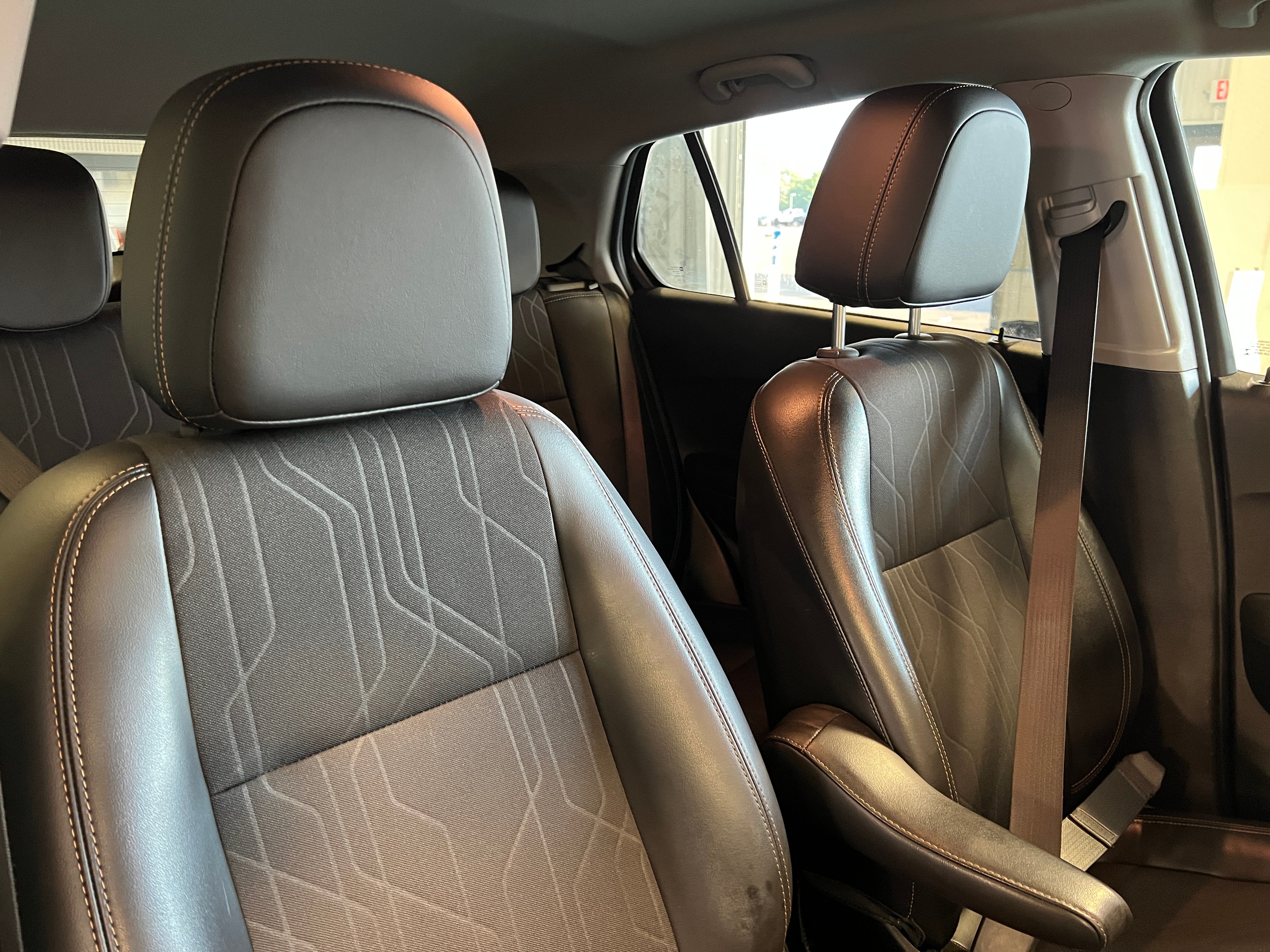 Thumbnail: 2019 Chevrolet Trax - 2