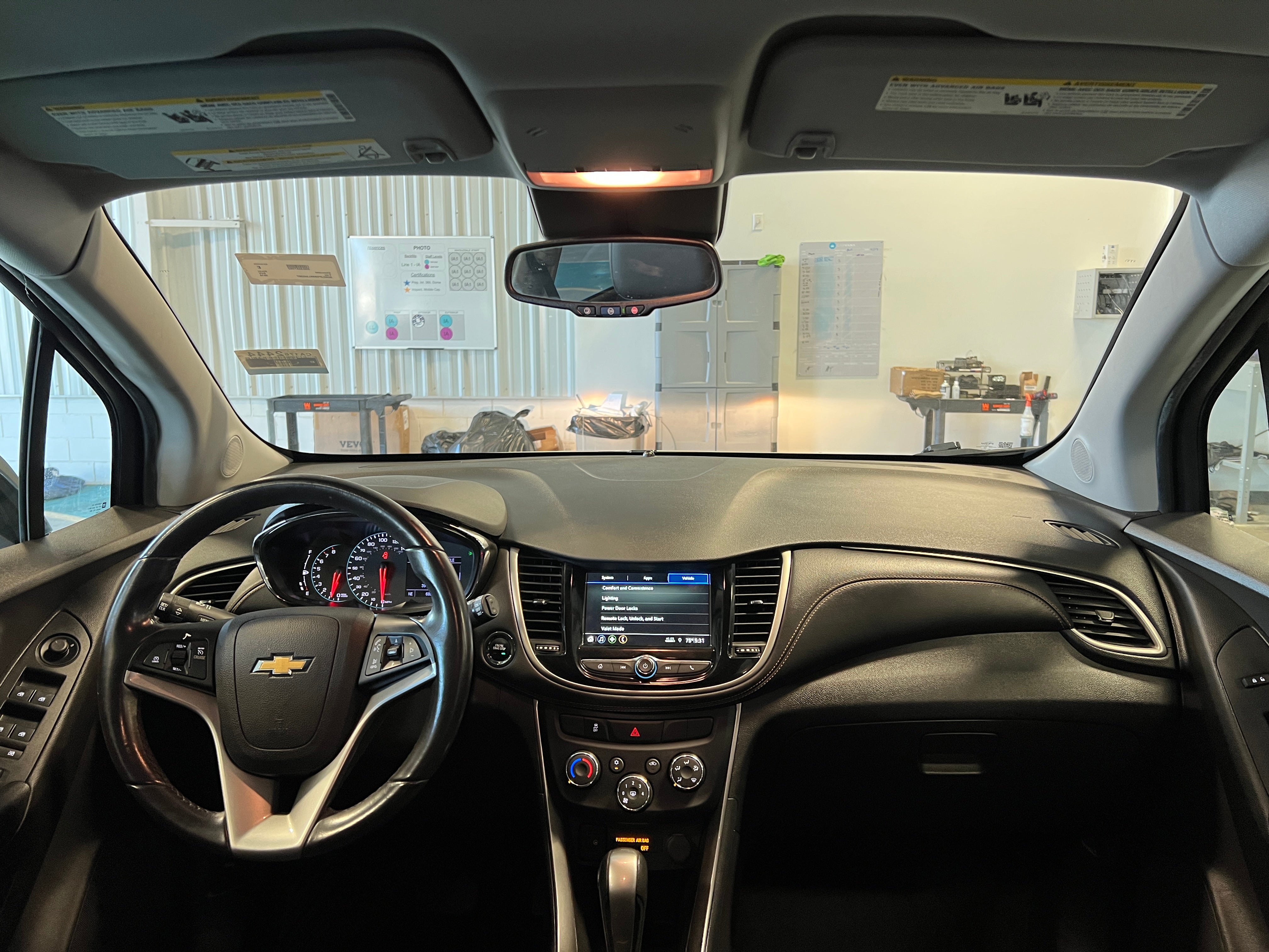 Thumbnail: 2019 Chevrolet Trax - 3