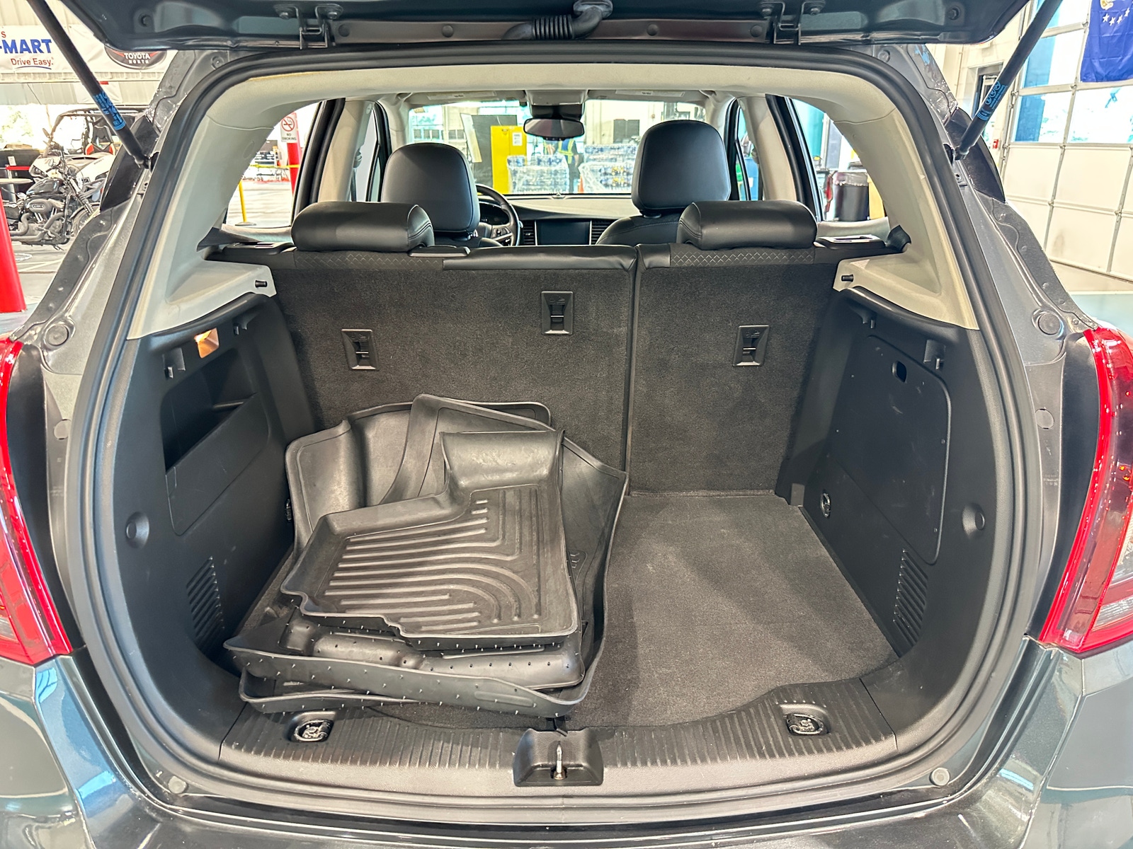 Thumbnail: 2017 Buick Encore - 6