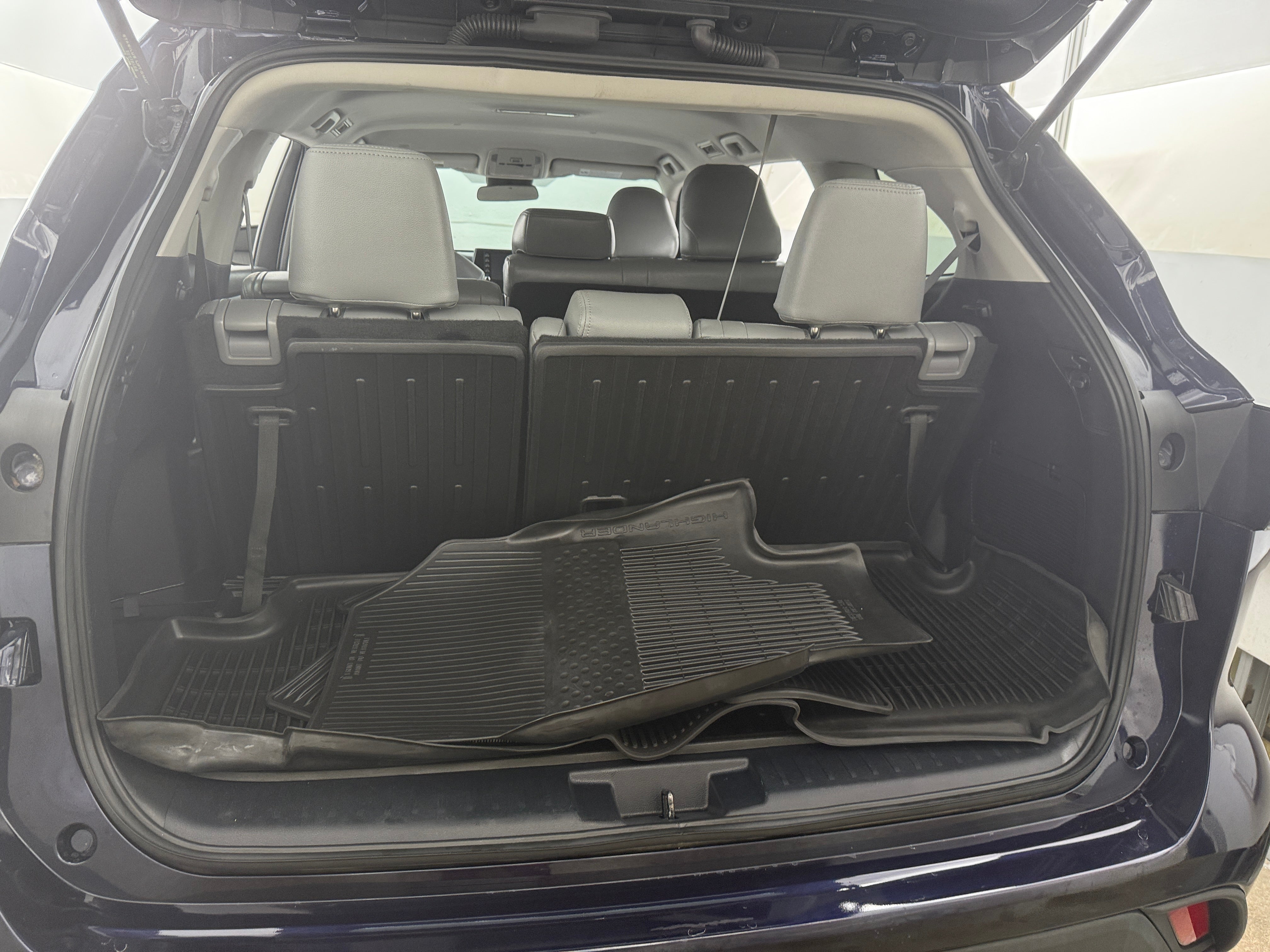 2022 Toyota Highlander L 6