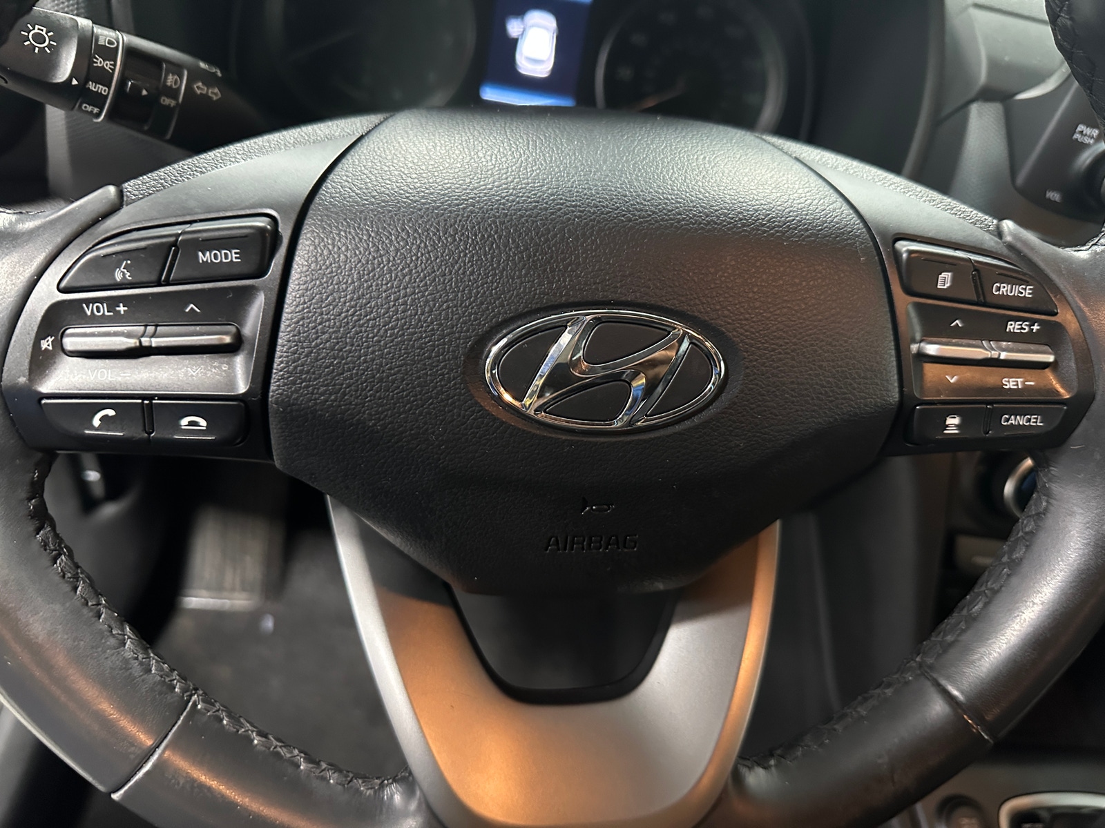 Thumbnail: 2021 Hyundai Kona - 4