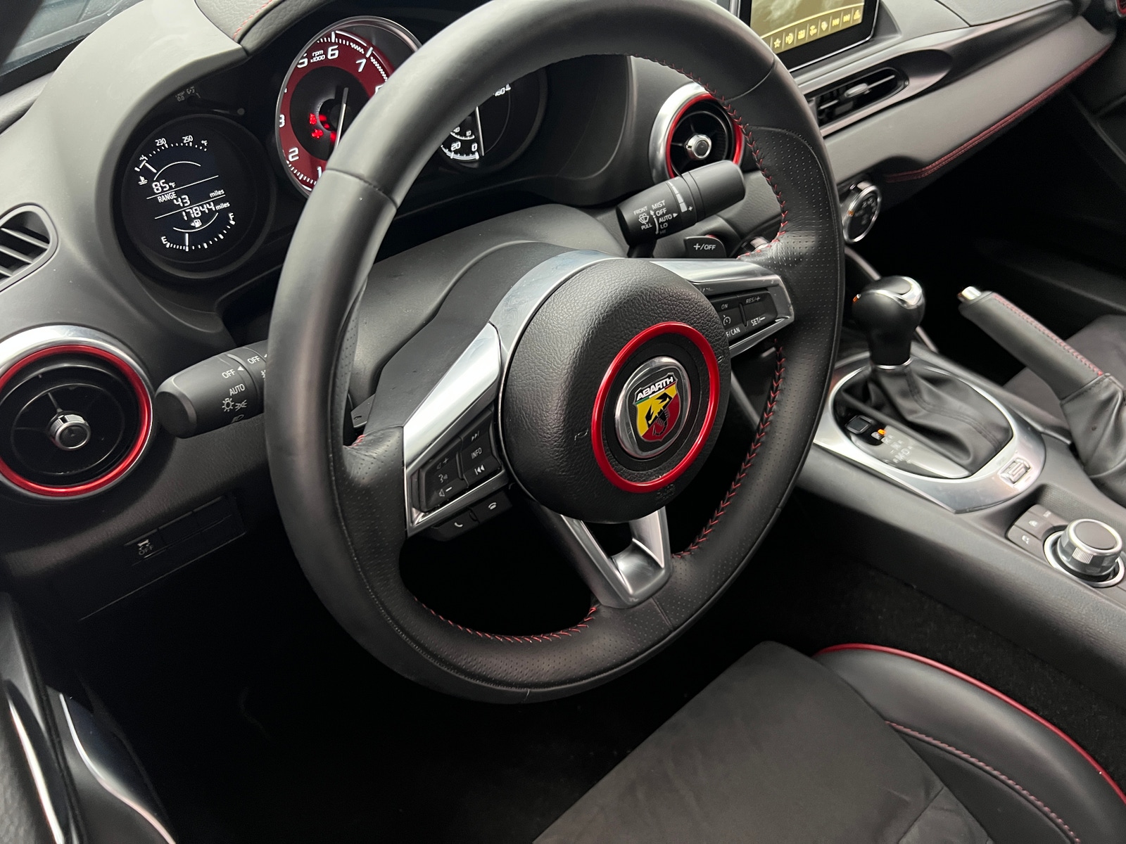 Thumbnail: 2020 Fiat 124 Spider - 4