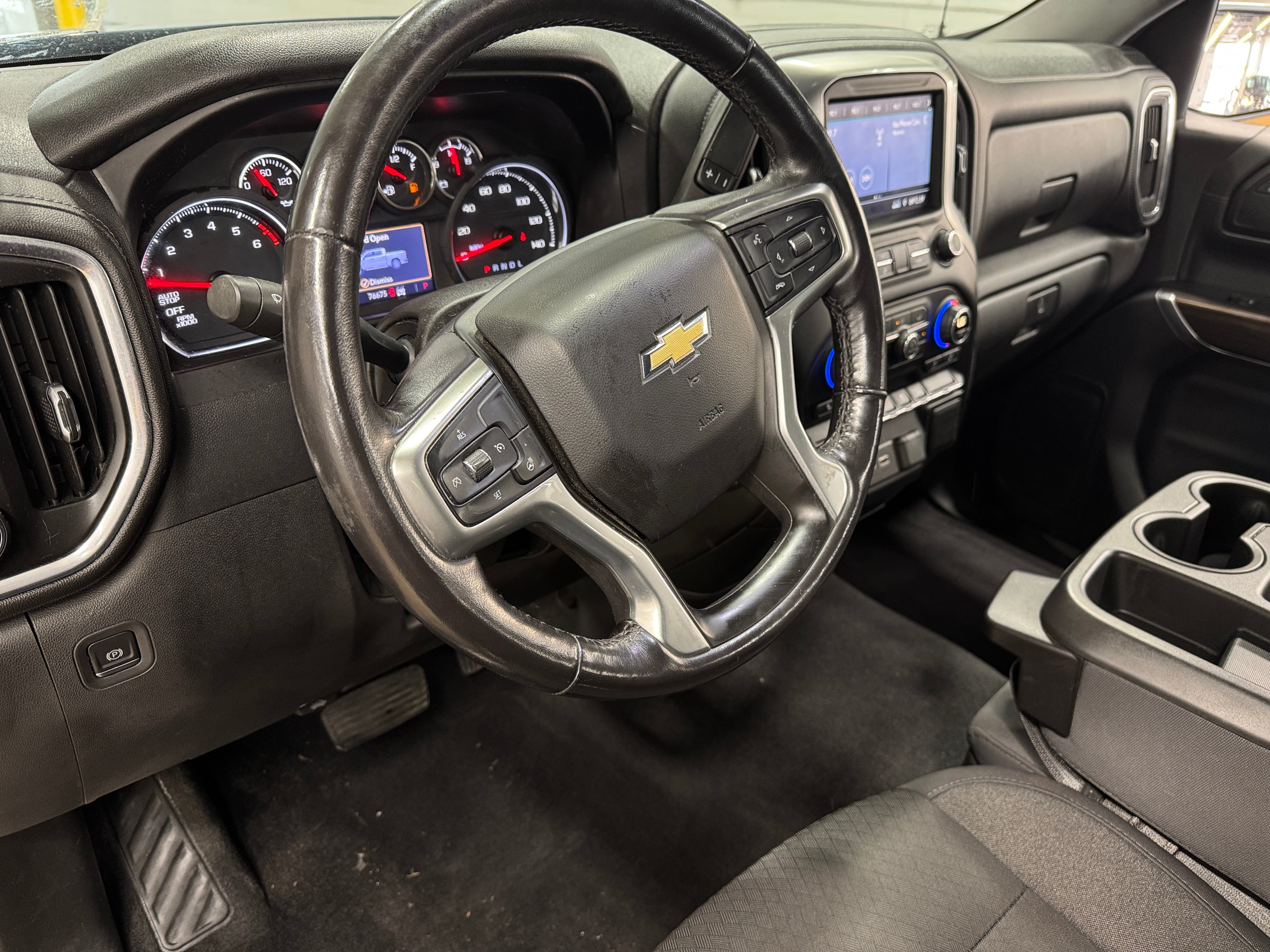 2020 Chevrolet Silverado 1500 LT 3